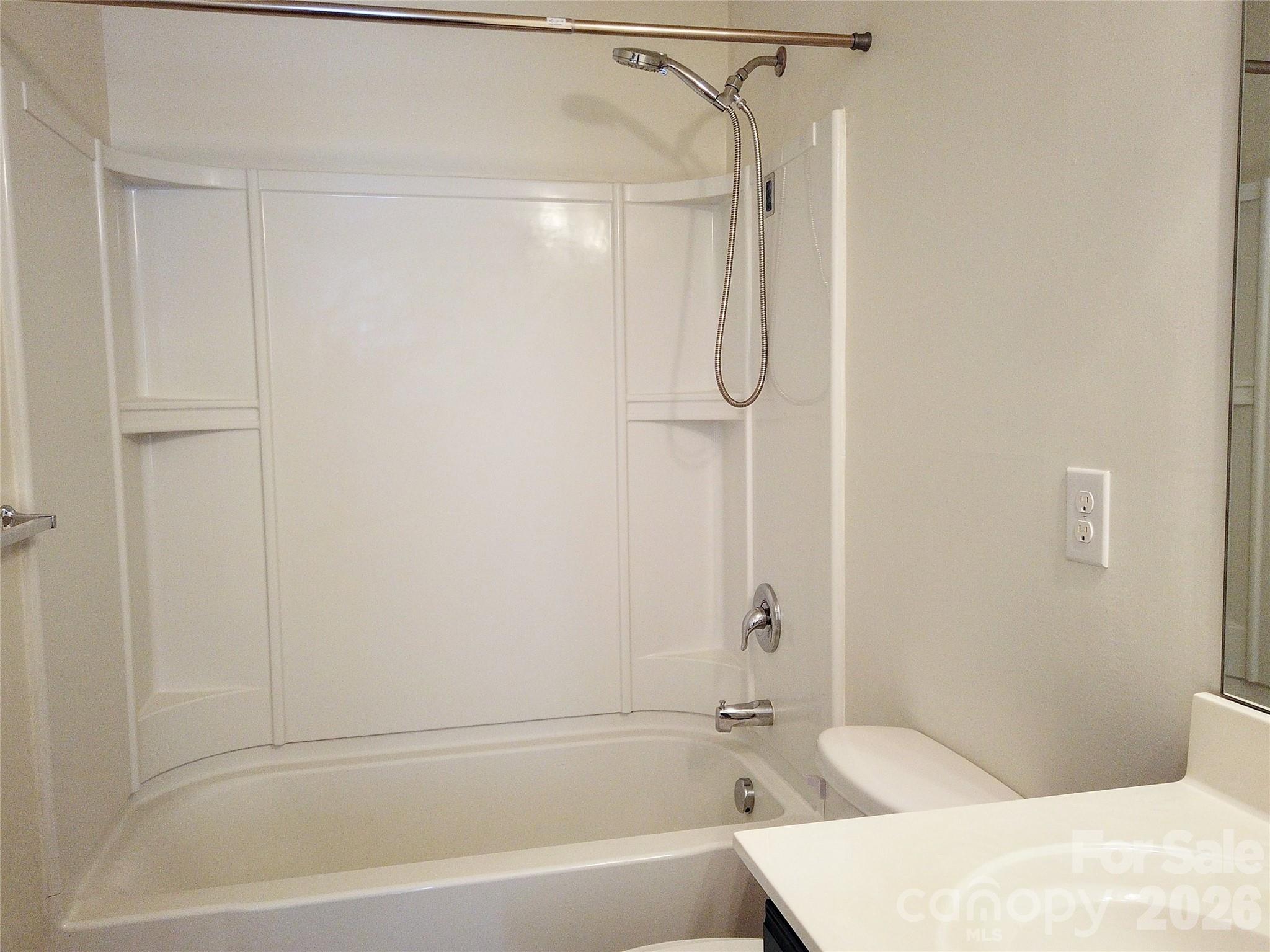 Single Family Residence at 113 Meadow Stream Drive, Mount Holly, photo 40 of 48