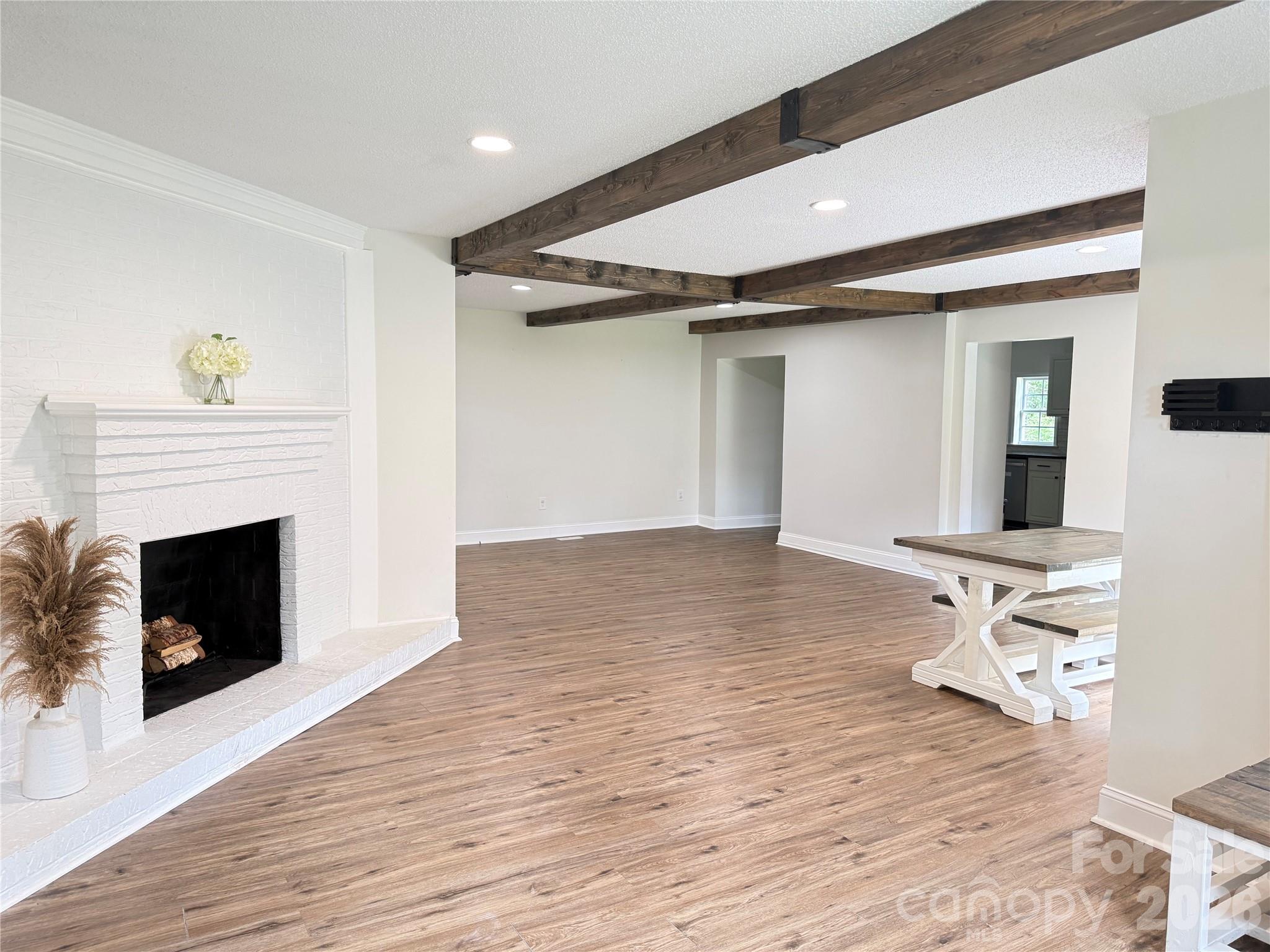 Single Family Residence at 1442 Lee Pearson Road, Lenoir, photo 10 of 44