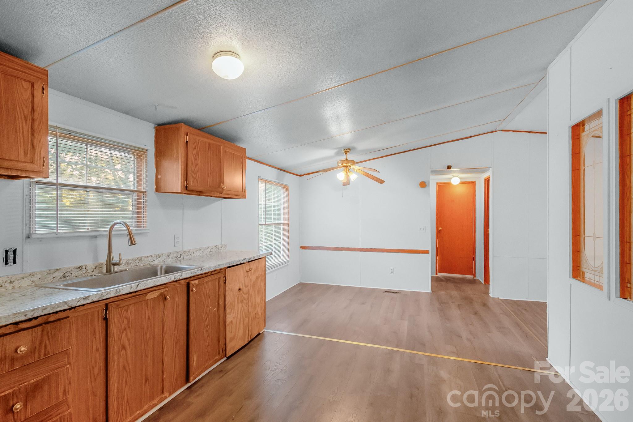 Single Family Residence at 185 Coot Sistare Road, Lancaster, photo 14 of 40