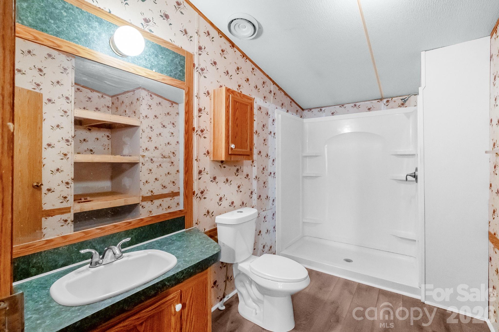 Single Family Residence at 185 Coot Sistare Road, Lancaster, photo 32 of 40