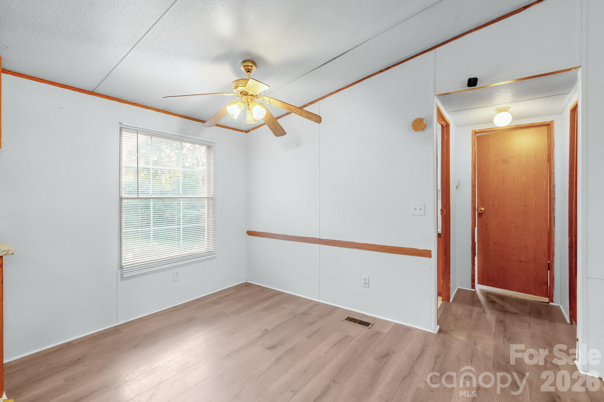 Single Family Residence at 185 Coot Sistare Road, Lancaster, photo 38 of 40