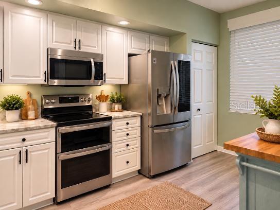 Kitchen - SHORES OF LONG BAYOU CONDO, ST PETERSBURG