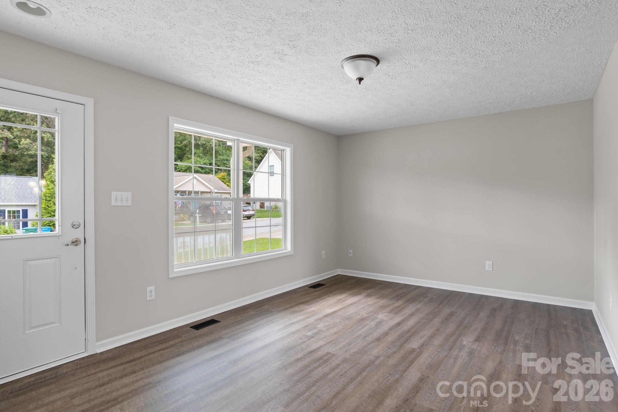 Single Family Residence at 78 W Newberry Drive, Fletcher, photo 5 of 27