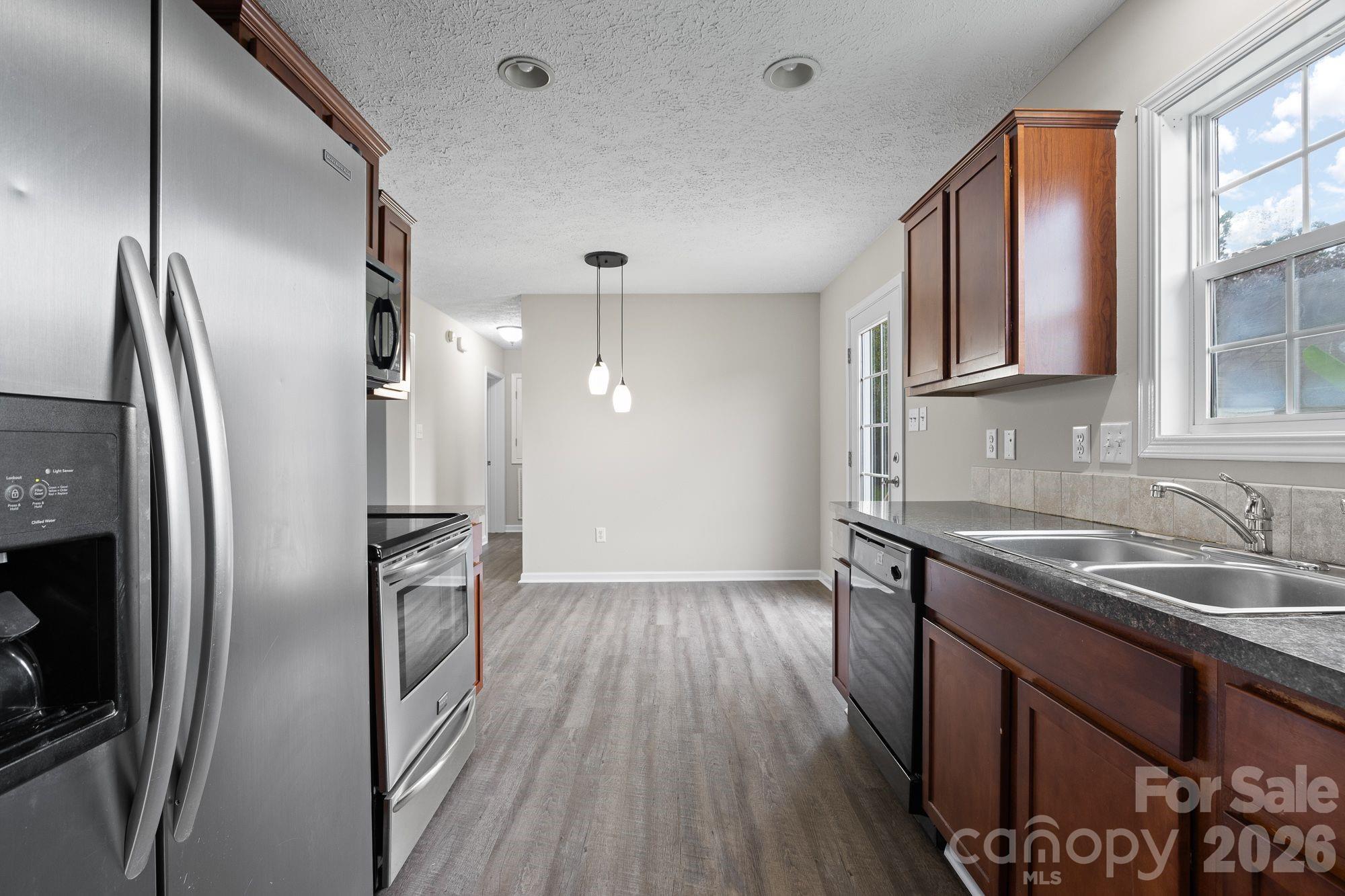Single Family Residence at 78 W Newberry Drive, Fletcher, photo 10 of 27