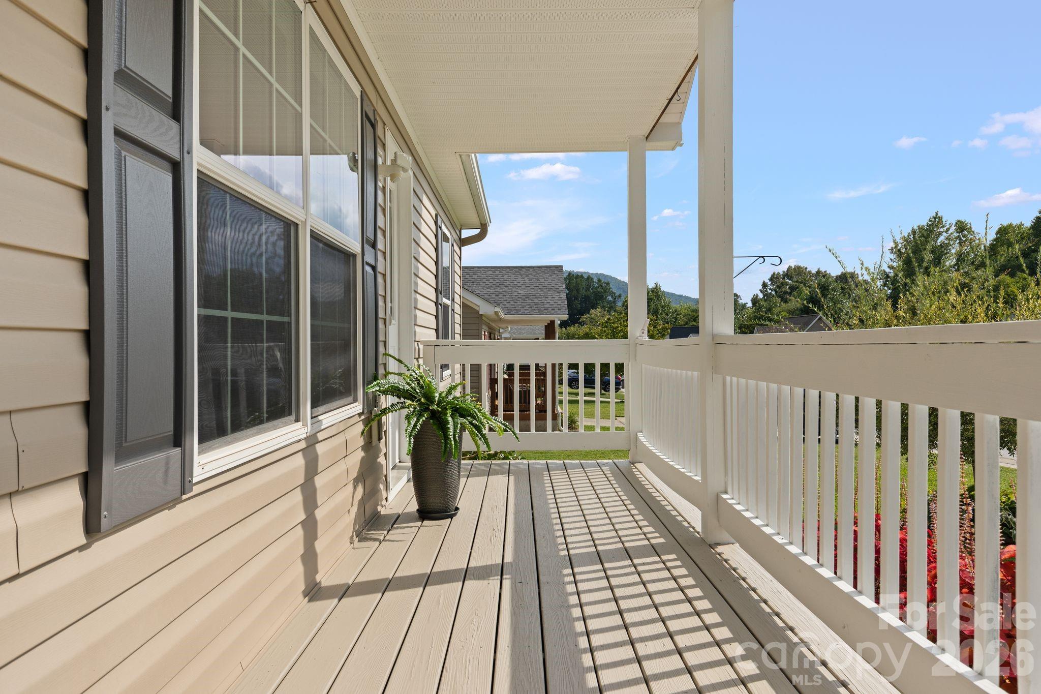 Single Family Residence at 78 W Newberry Drive, Fletcher, photo 19 of 27
