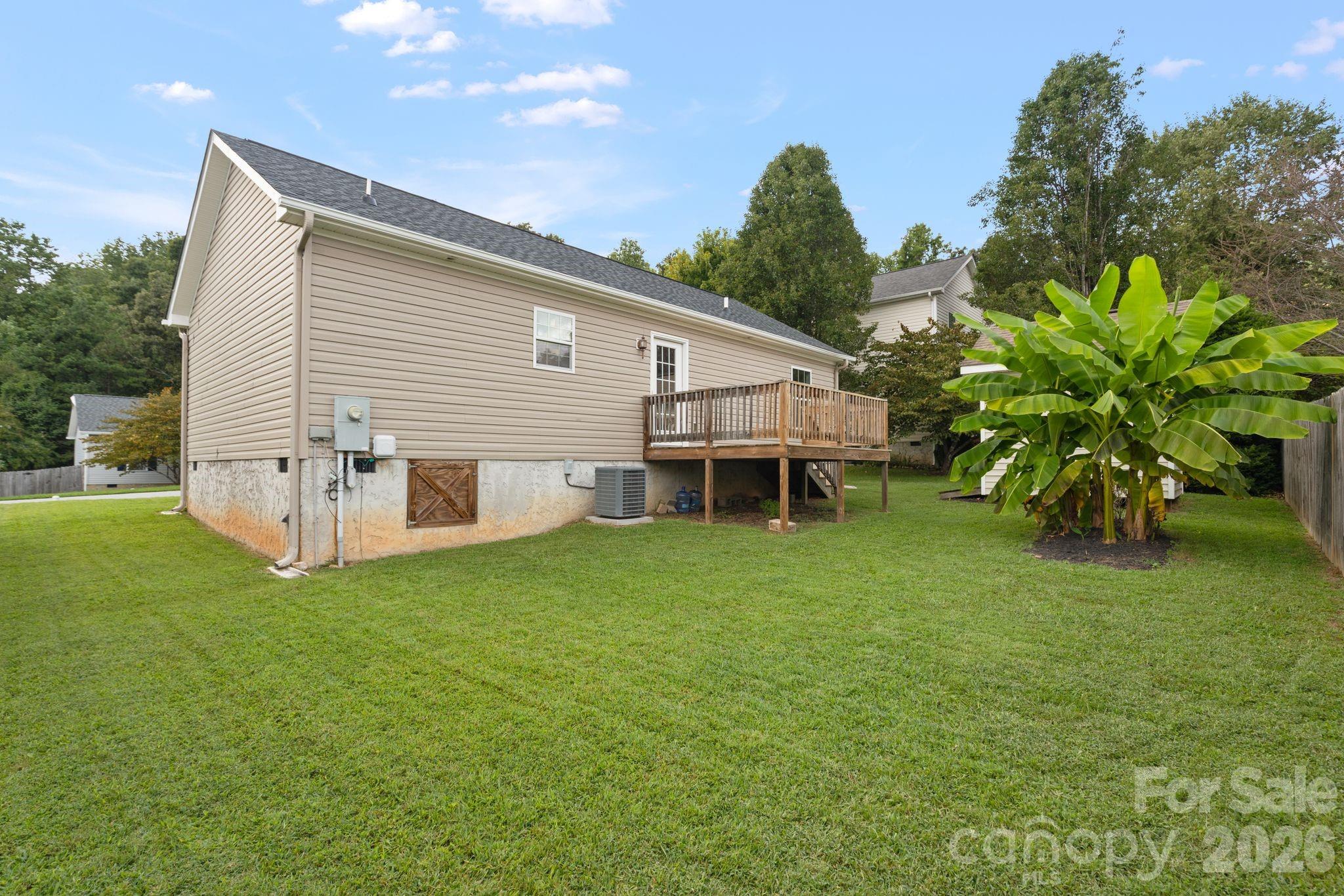 Single Family Residence at 78 W Newberry Drive, Fletcher, photo 25 of 27