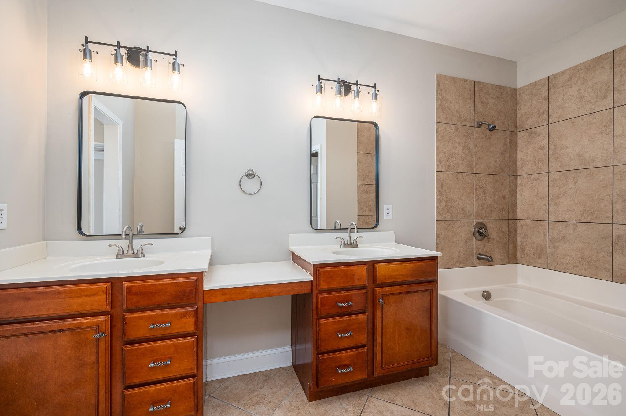 Townhouse at 233 Southgate Lane, Mount Holly, photo 18 of 43