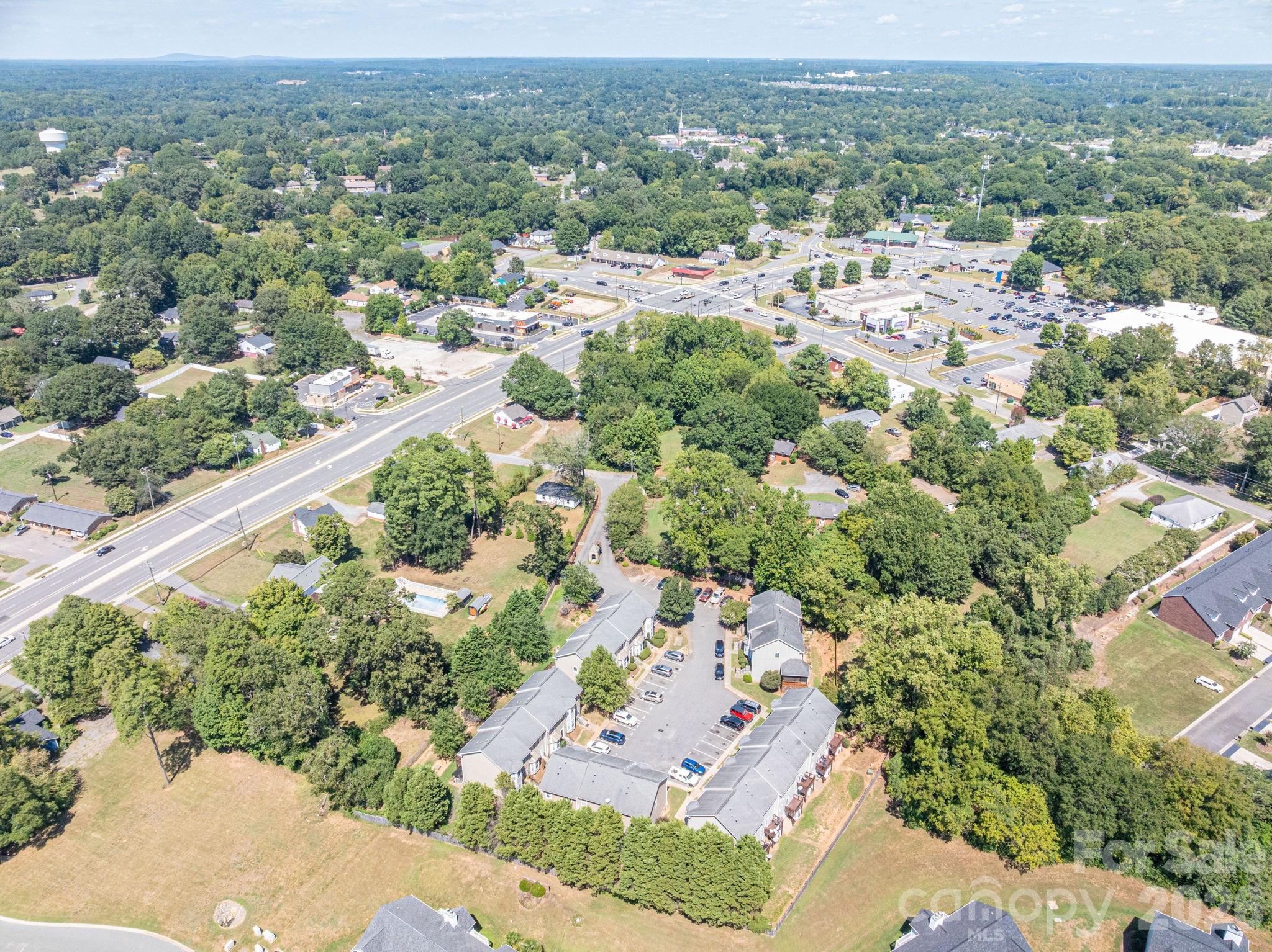 Townhouse at 233 Southgate Lane, Mount Holly, photo 40 of 43