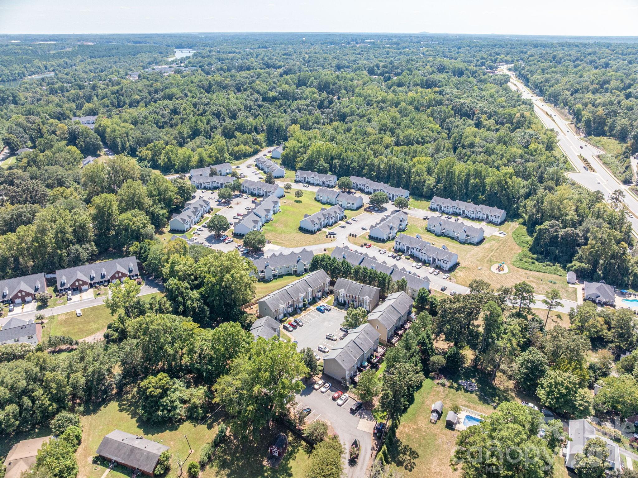 Townhouse at 233 Southgate Lane, Mount Holly, photo 41 of 43