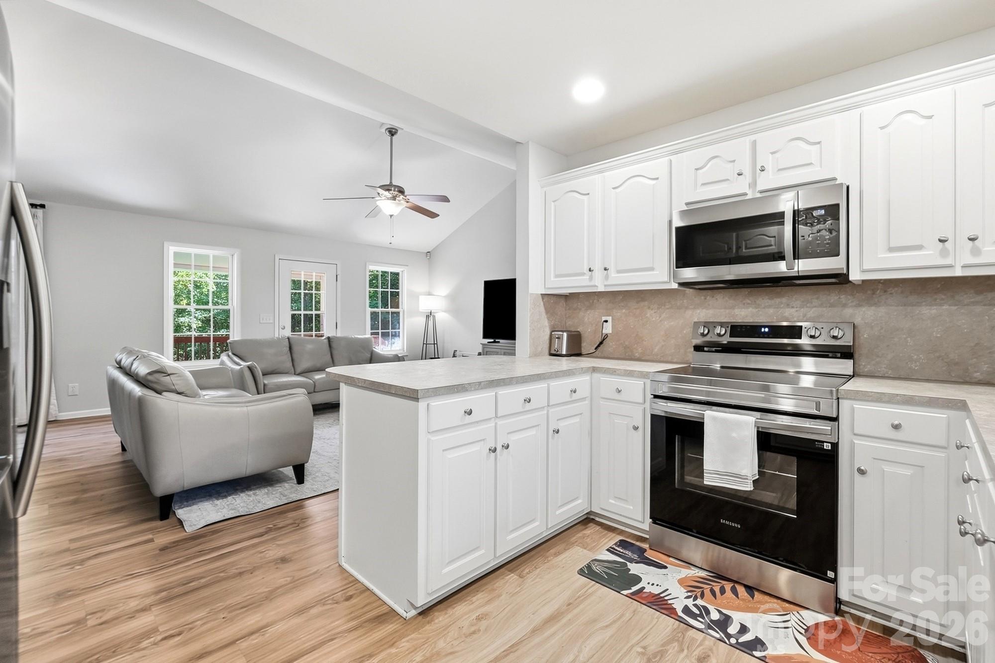 Single Family Residence at 6530 Fly A Way Drive, Denver, photo 16 of 37