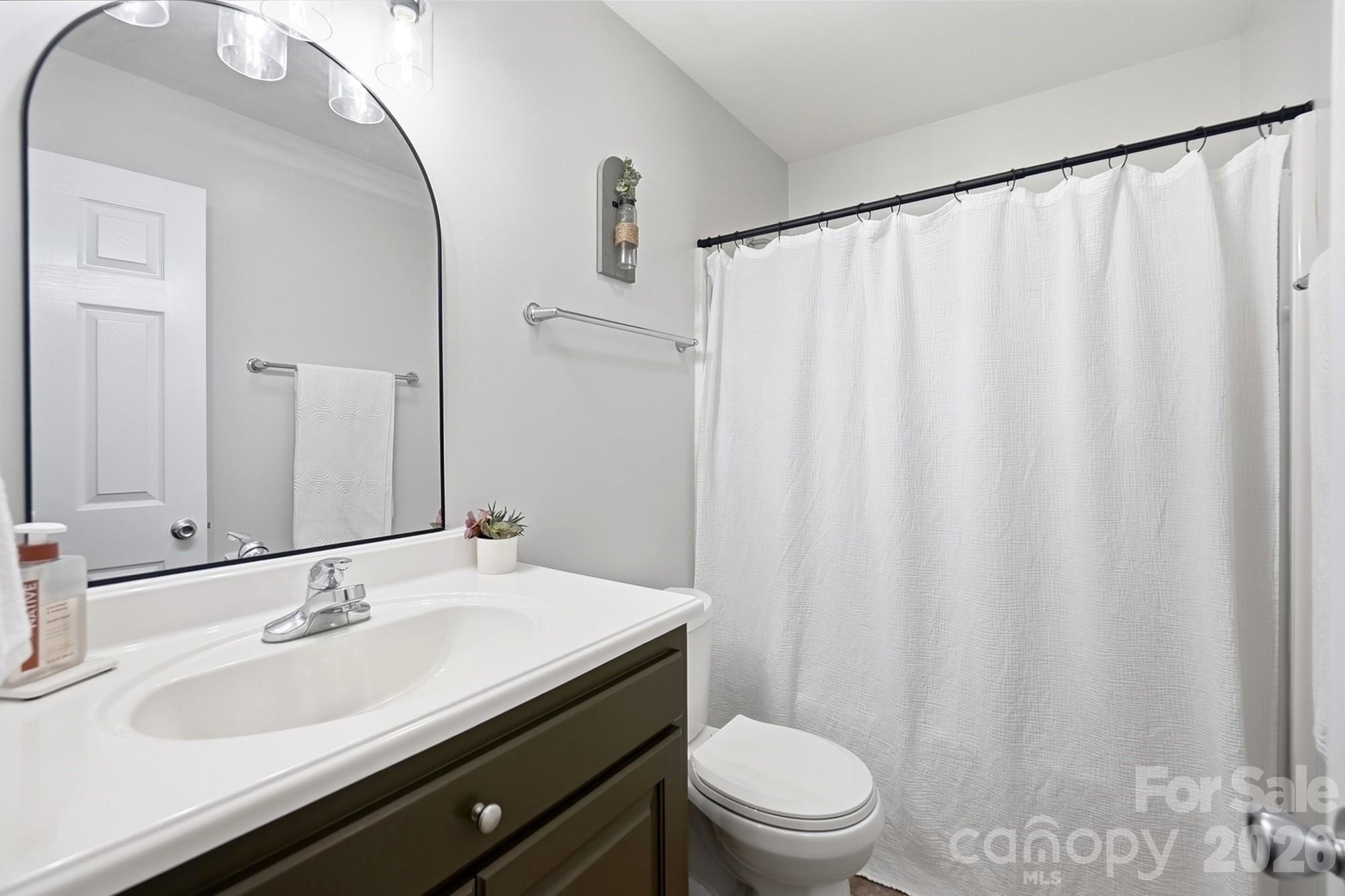 Single Family Residence at 6530 Fly A Way Drive, Denver, photo 28 of 37