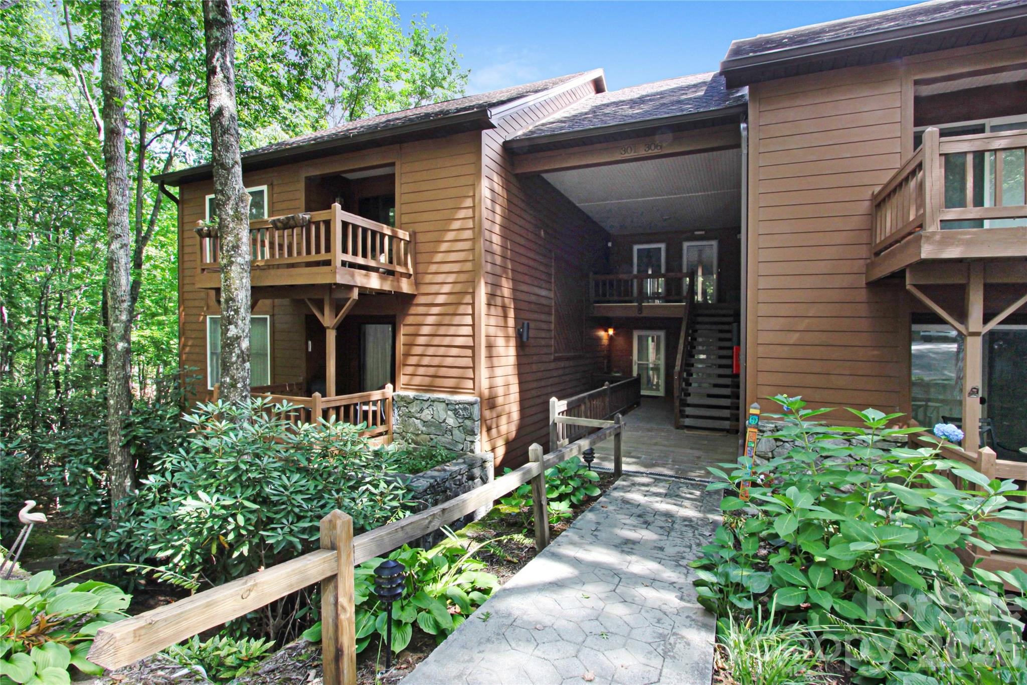 Condominium at 73 Toxaway Views Drive, Lake Toxaway, photo 2 of 42