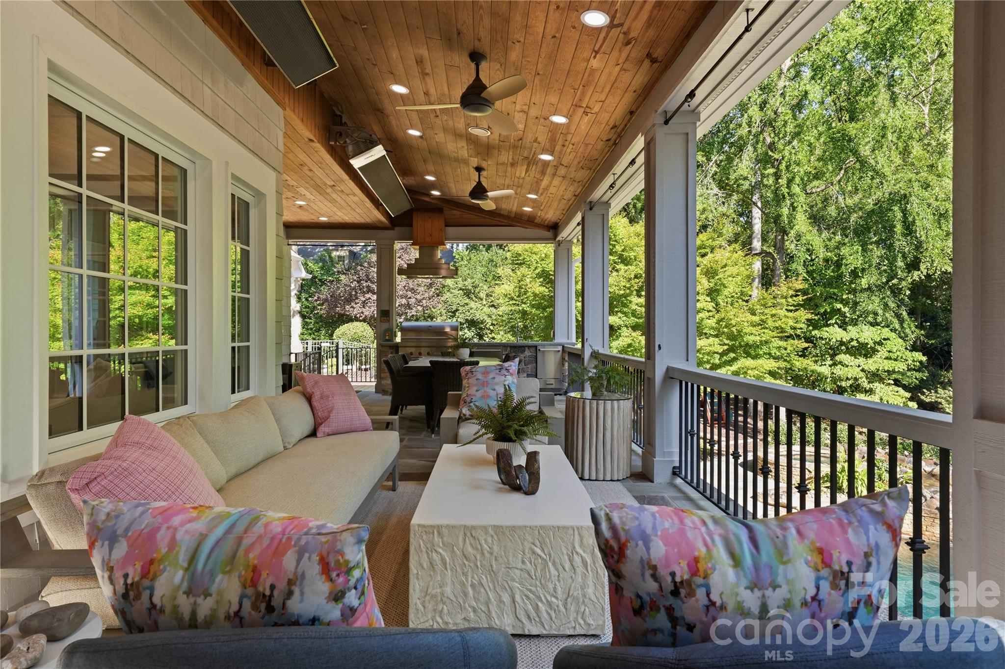 Outdoor Living - 6239 Sharon Hills Road, Charlotte