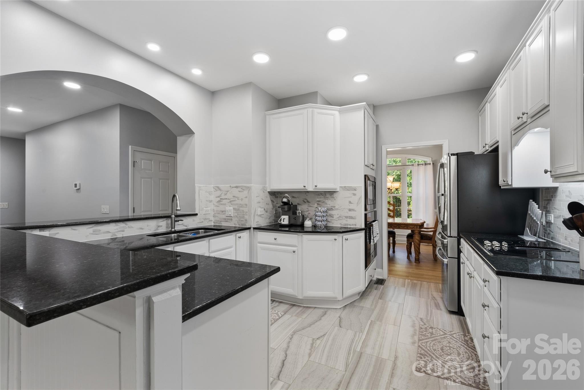 Single Family Residence at 2612 Albatross Lane, Matthews, photo 6 of 33