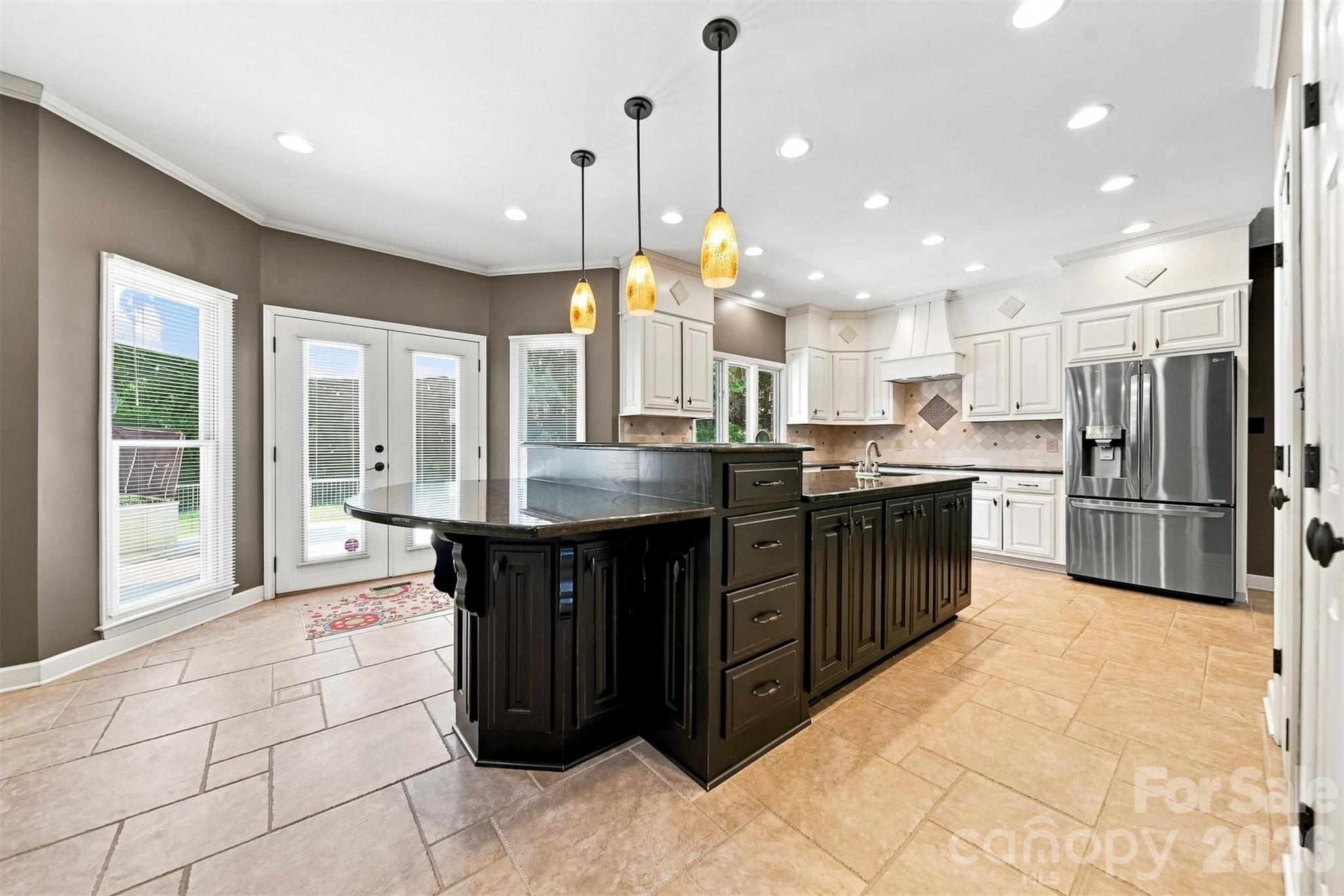 Single Family Residence at 555 19th Avenue Lane NW, Hickory, photo 11 of 48