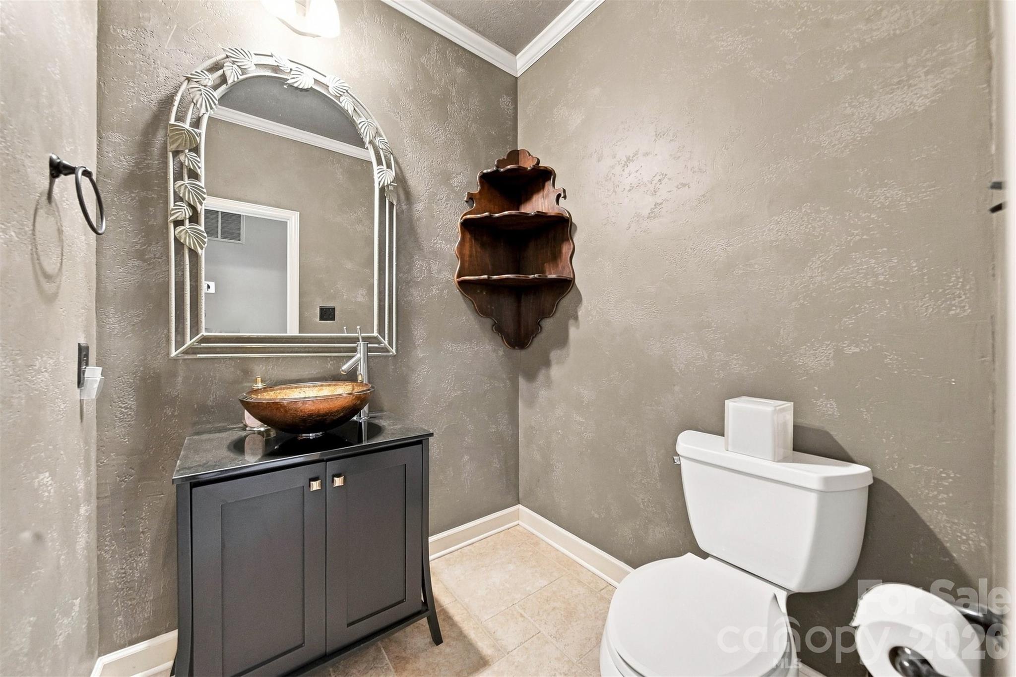 Single Family Residence at 555 19th Avenue Lane NW, Hickory, photo 33 of 48