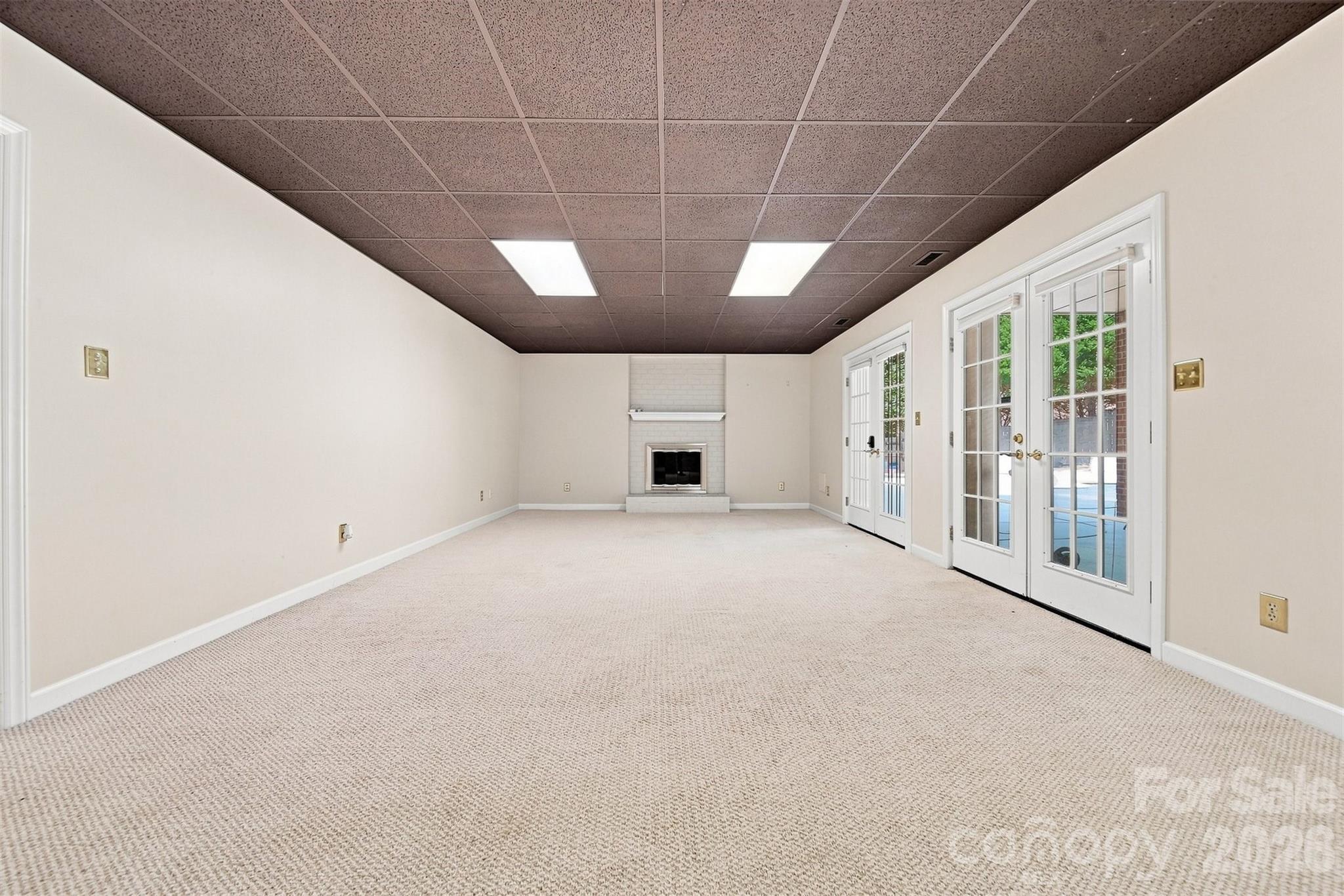 Single Family Residence at 555 19th Avenue Lane NW, Hickory, photo 35 of 48
