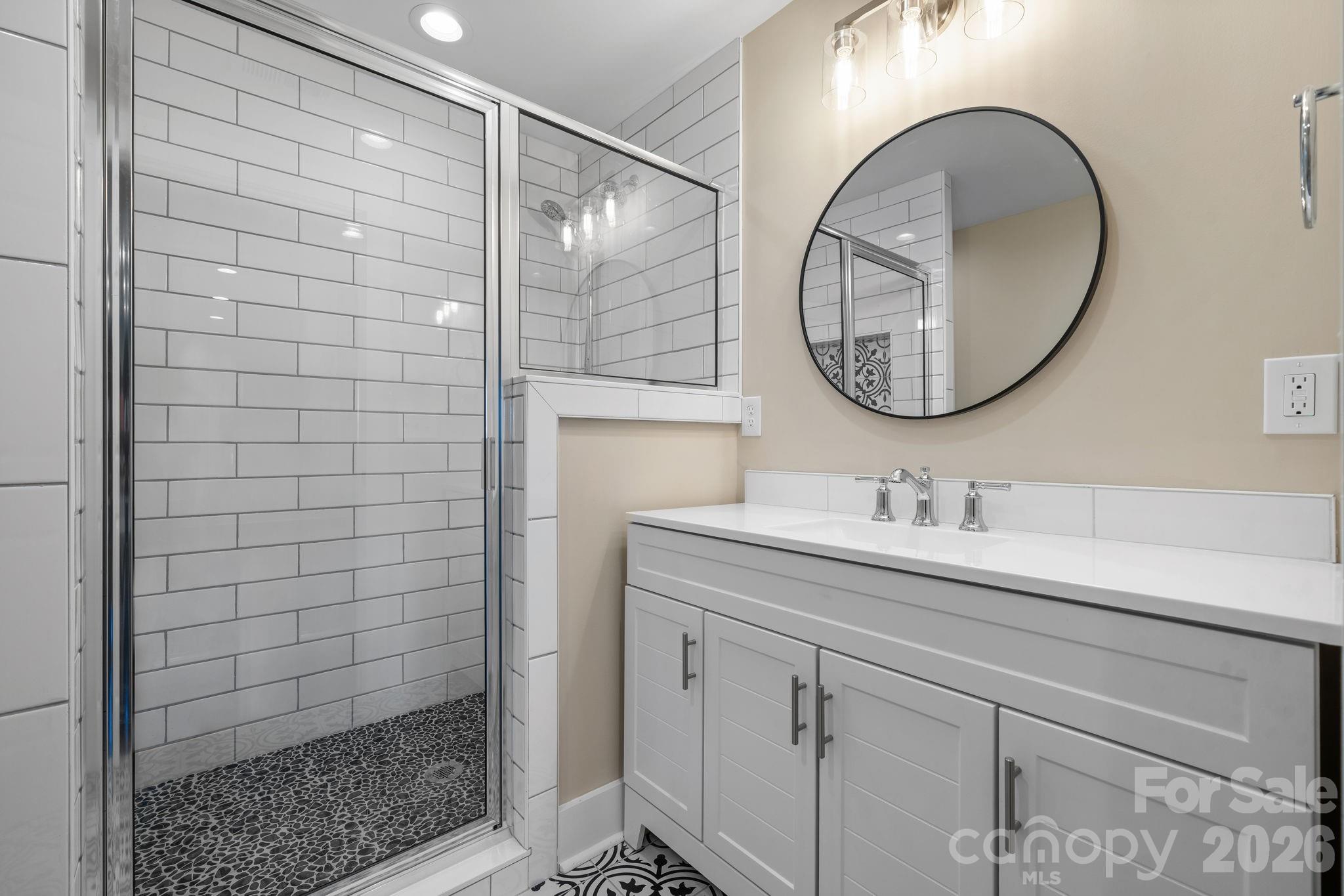 full bathrom - 1975 Three Forks Church Road, Taylorsville