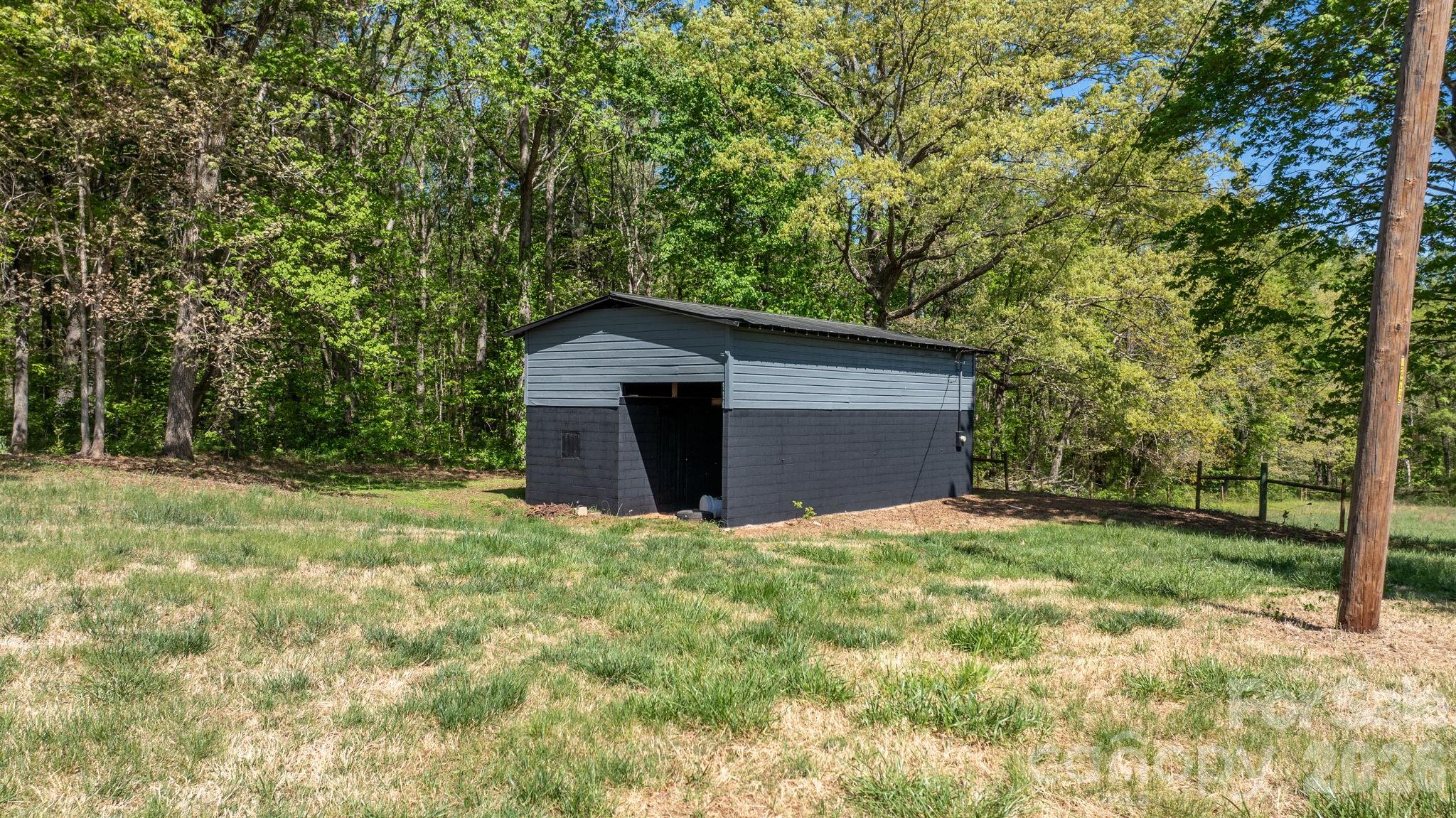 Single Family Residence at 1975 Three Forks Church Road, Taylorsville, photo 25 of 37