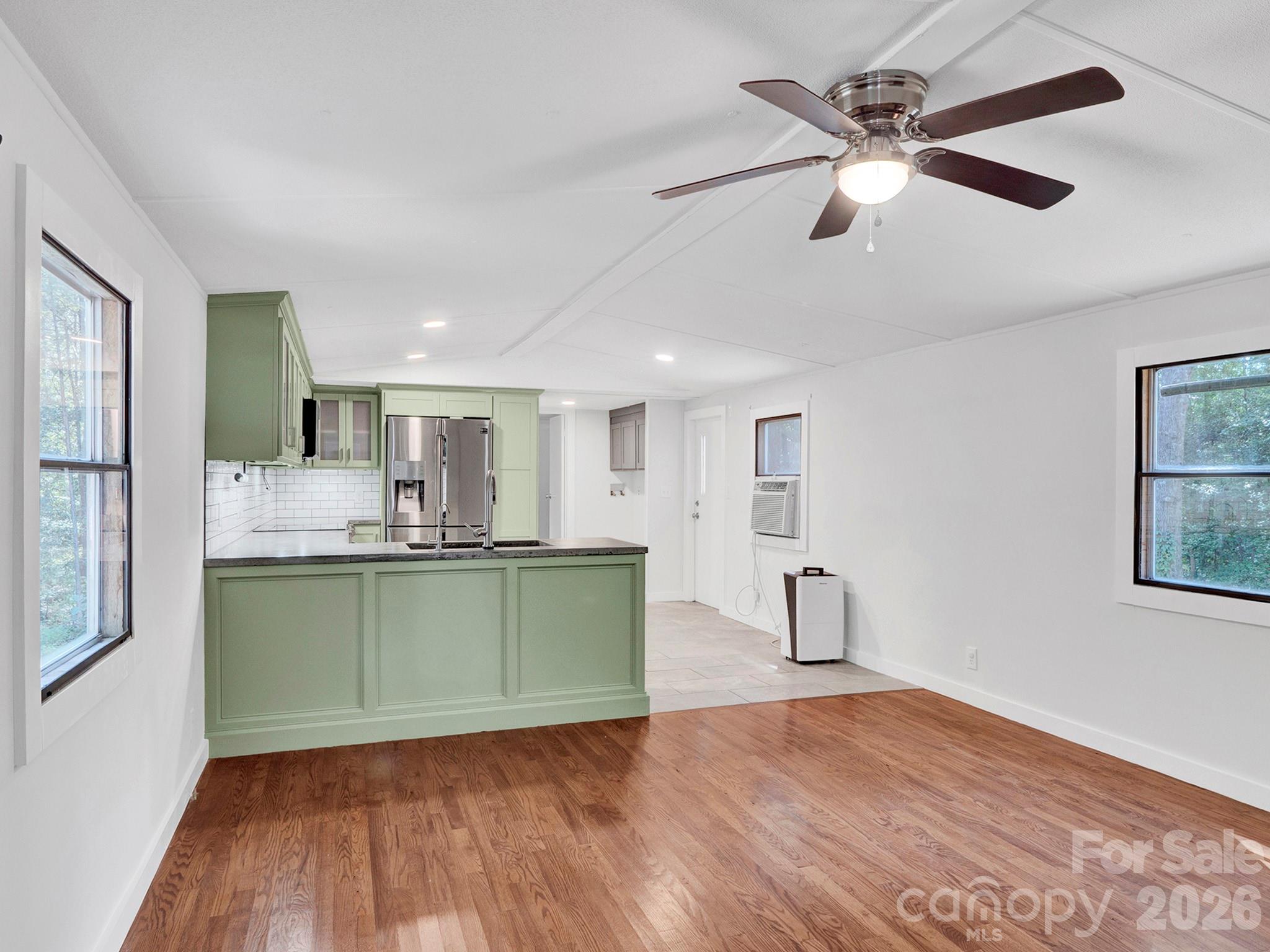 Single Family Residence at 6303 Griffin Road, Lancaster, photo 8 of 31