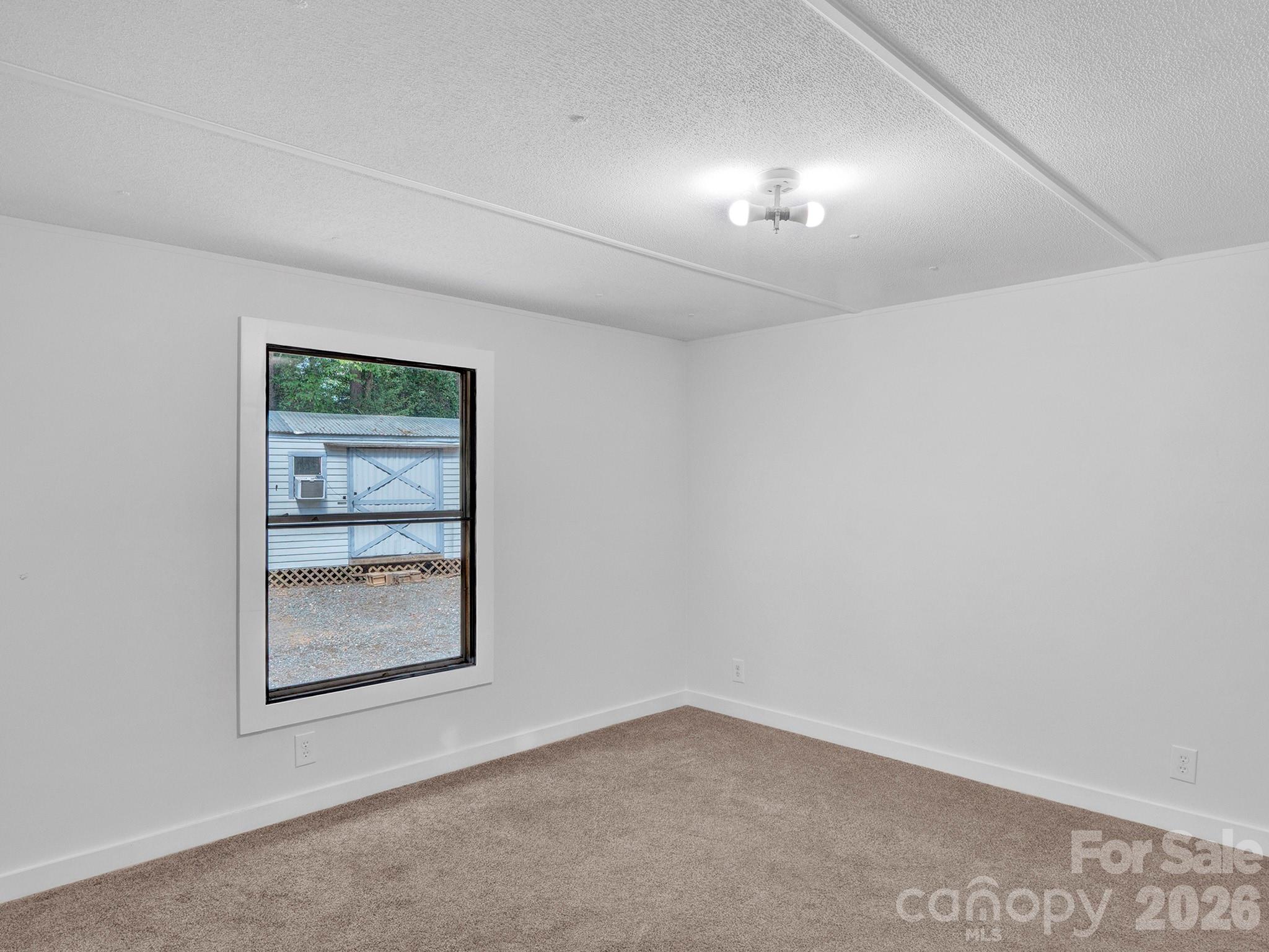 Single Family Residence at 6303 Griffin Road, Lancaster, photo 14 of 31