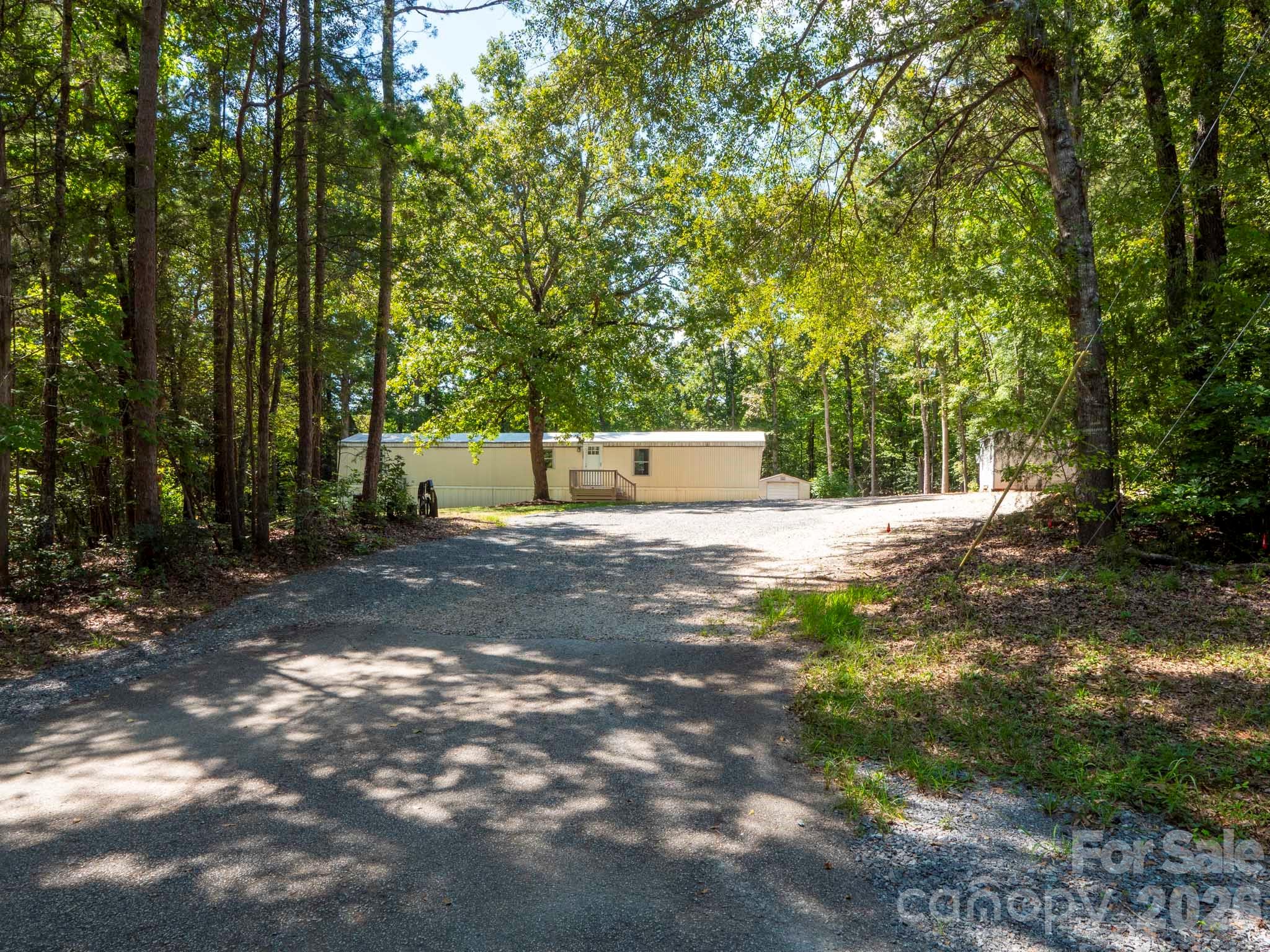 Single Family Residence at 6303 Griffin Road, Lancaster, photo 18 of 31