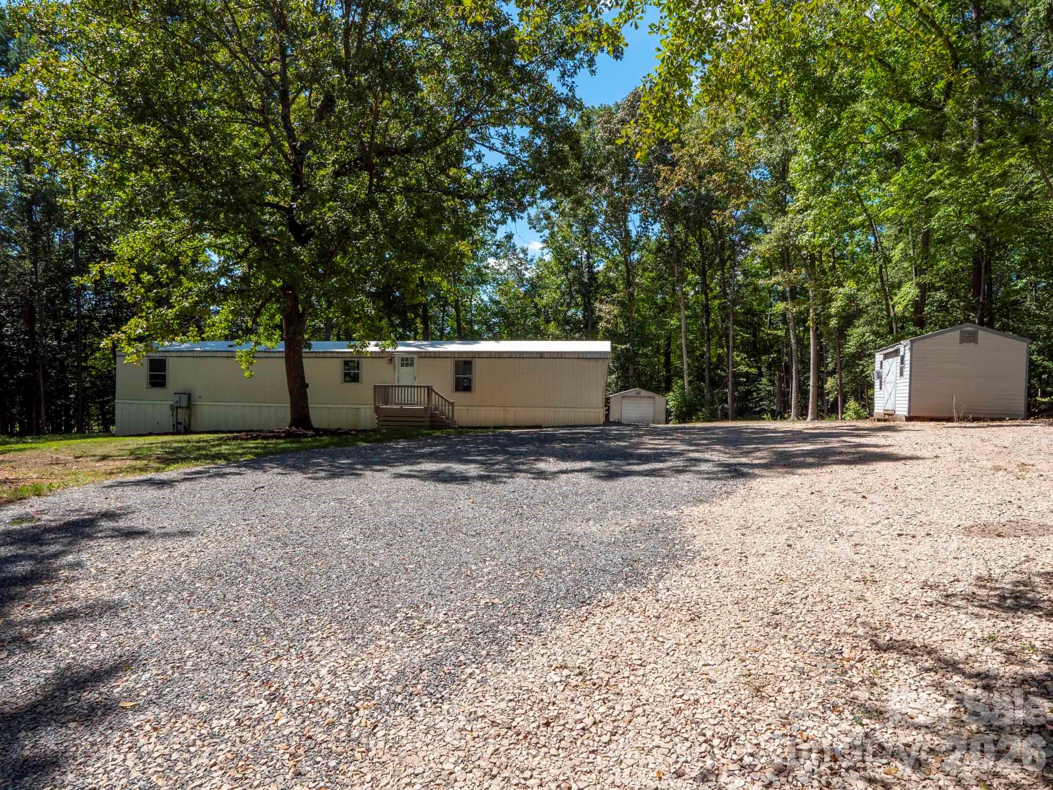Single Family Residence at 6303 Griffin Road, Lancaster, photo 21 of 31