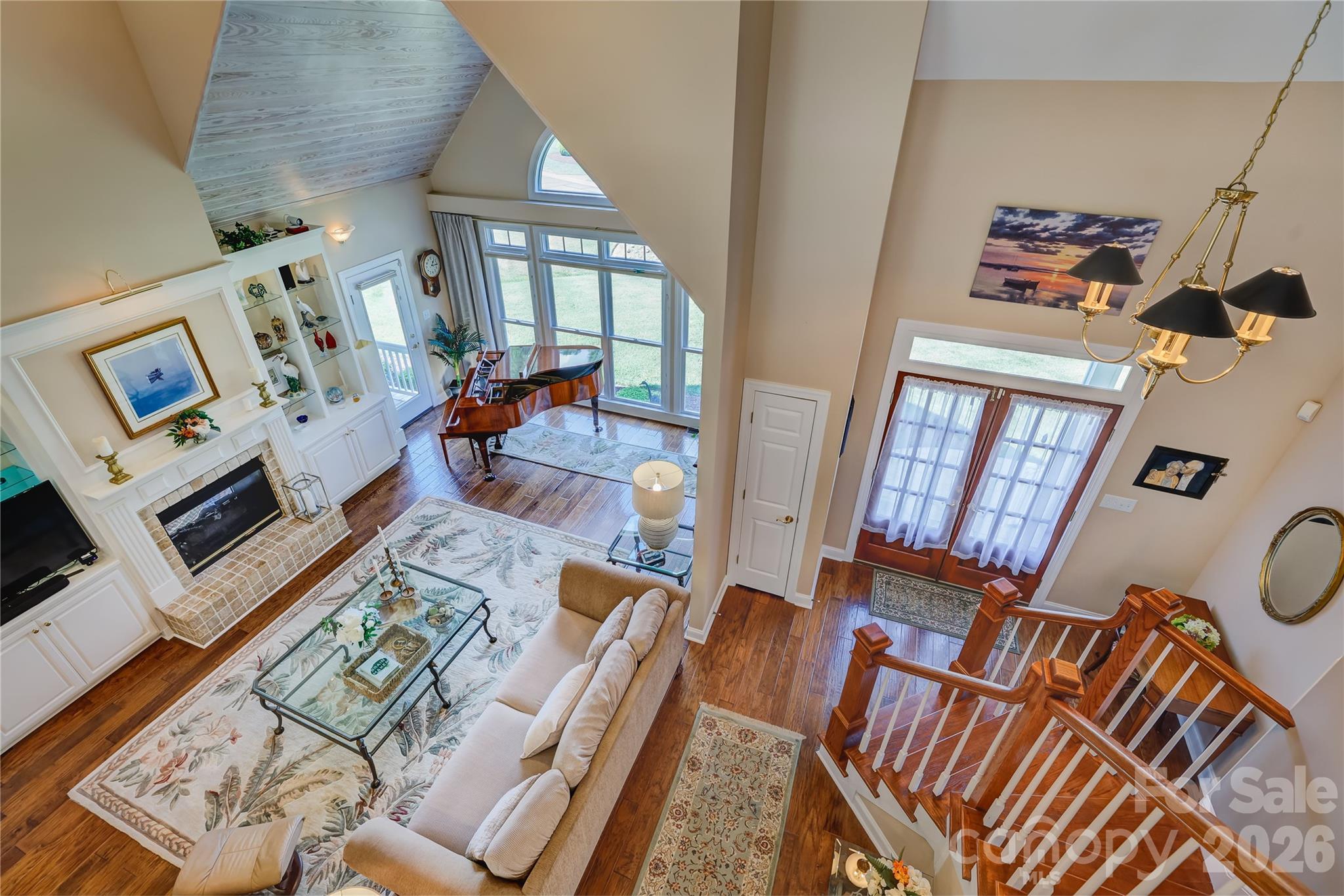 Single Family Residence at 946 Lake Club Drive, Rock Hill, photo 8 of 48