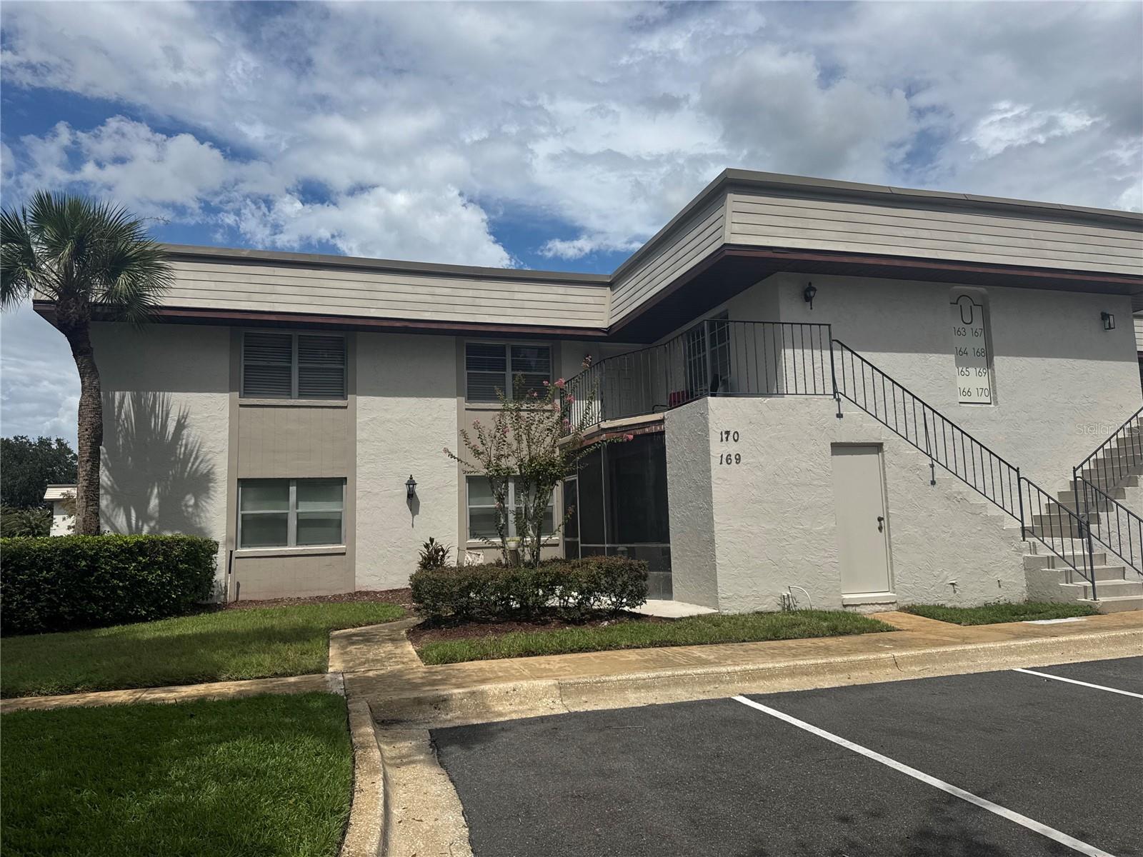 170 WINDTREE LN