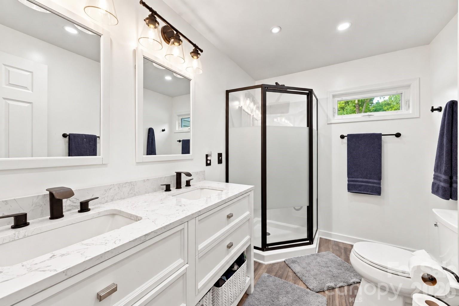 3628 Rainey Ave - Primary Bath - 3628 Rainey Avenue, Sharon