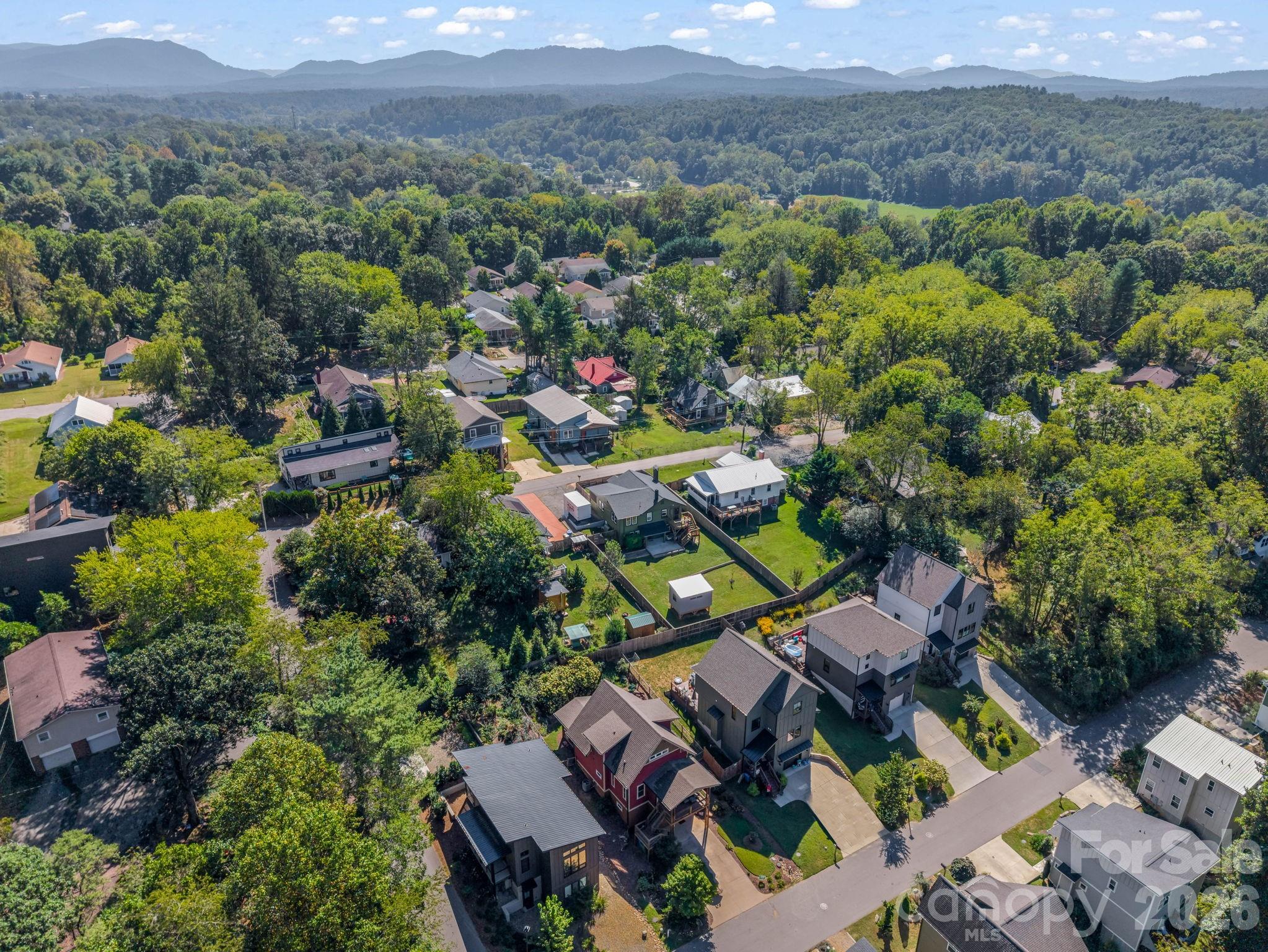 GREAT walkable location - 10 Dale Street, Asheville