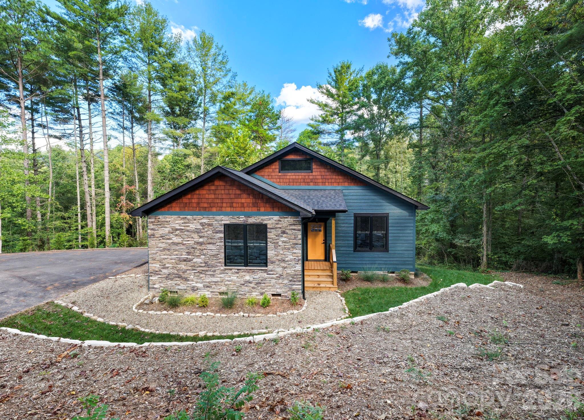 New Construction Home. - 22 Deep Woods Road, Weaverville