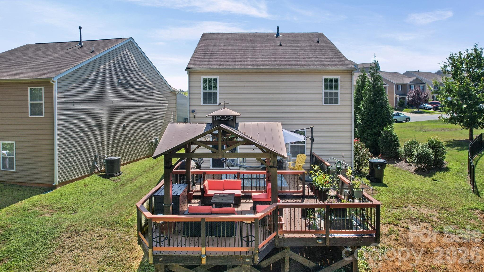 Back Deck 3 - 4104 Long Arrow Drive, Concord