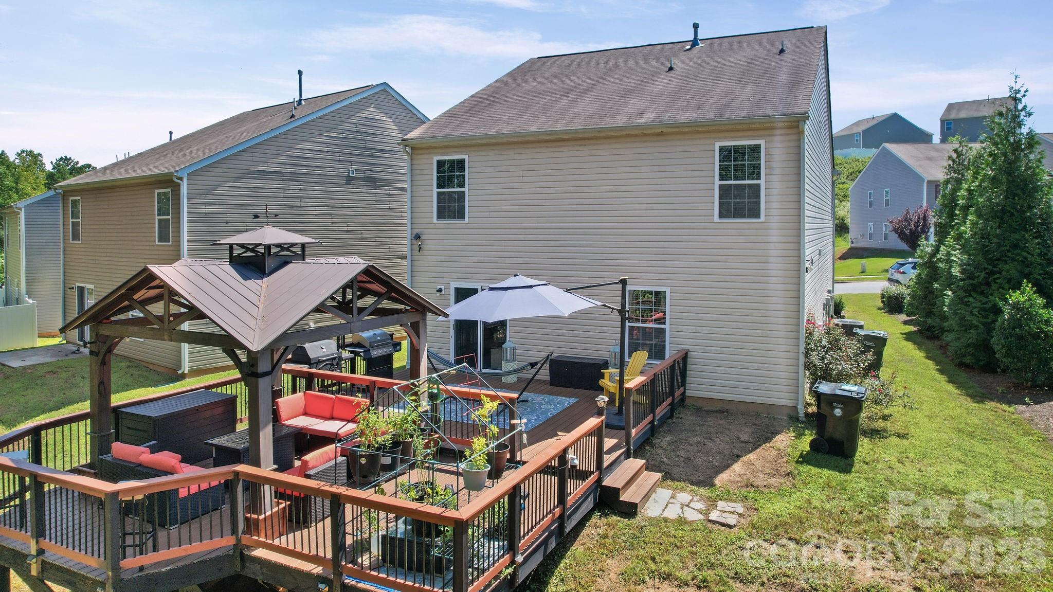Back Deck 4 - 4104 Long Arrow Drive, Concord