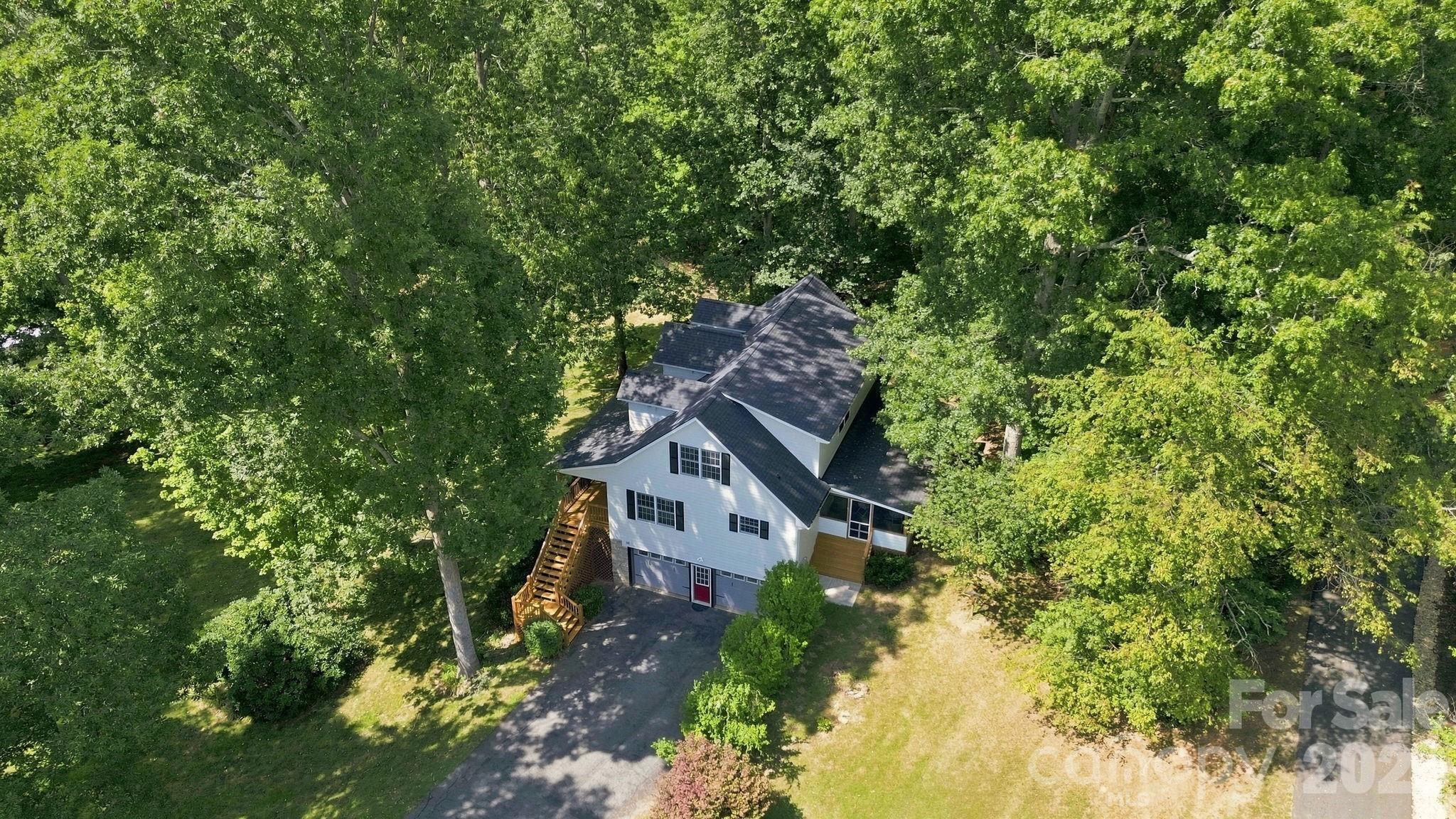 Single Family Residence at 95 Holly Ridge Road, Waynesville, photo 36 of 43
