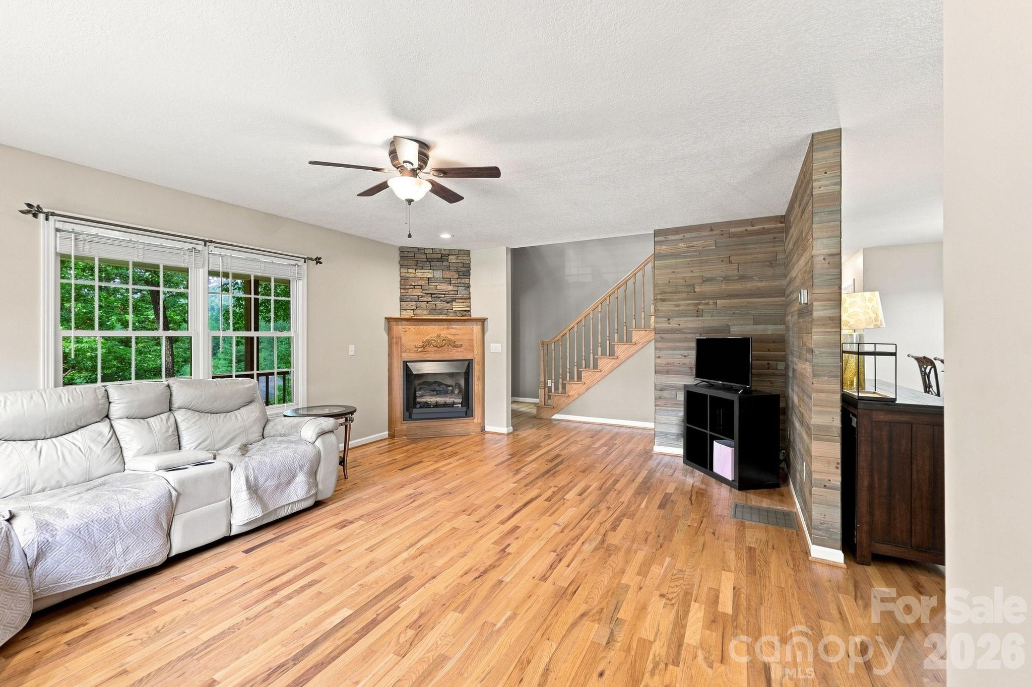 Living Room with Fireplace. - 95 Holly Ridge Road, Waynesville