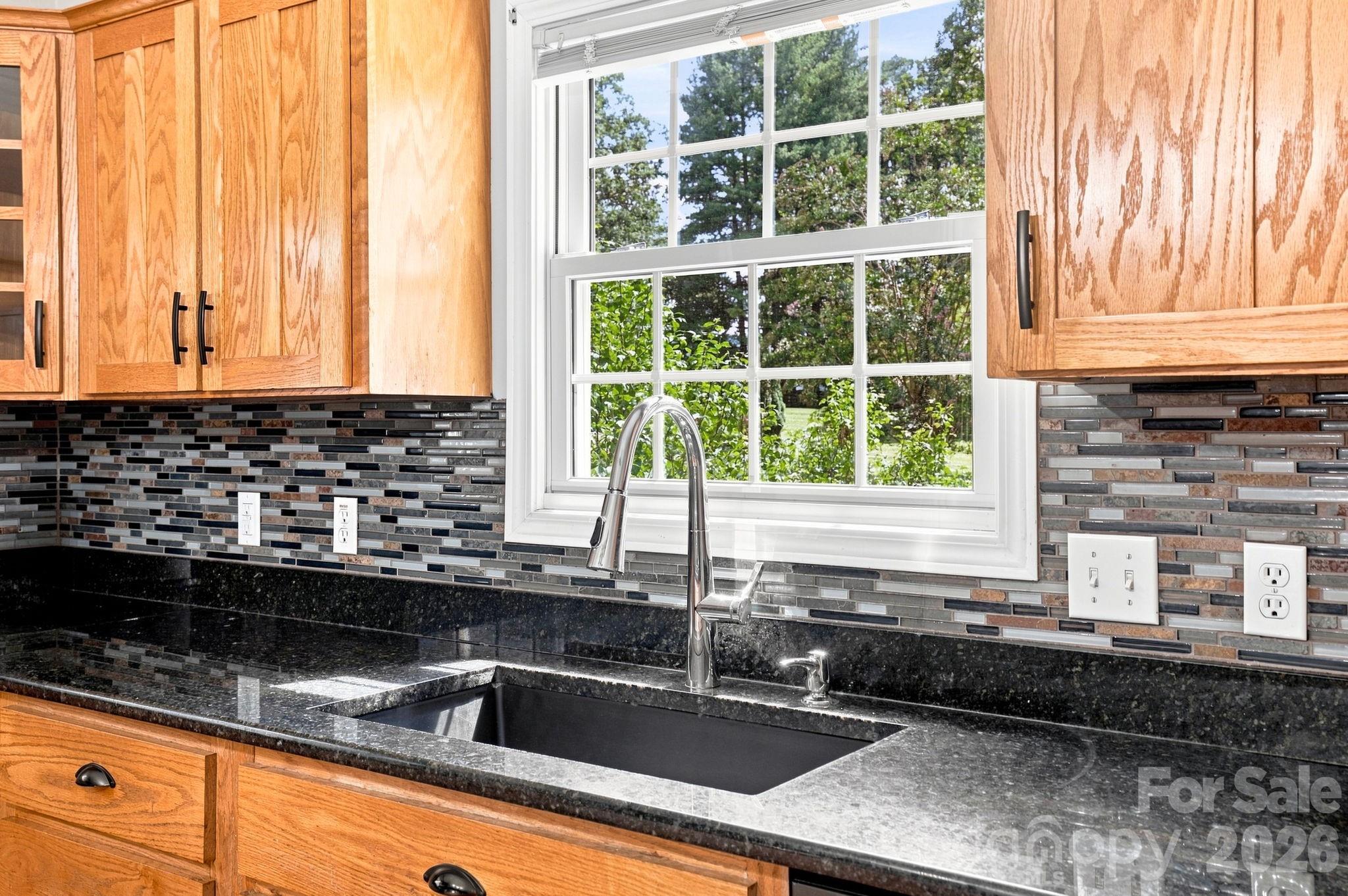 Single Family Residence at 95 Holly Ridge Road, Waynesville, photo 9 of 43