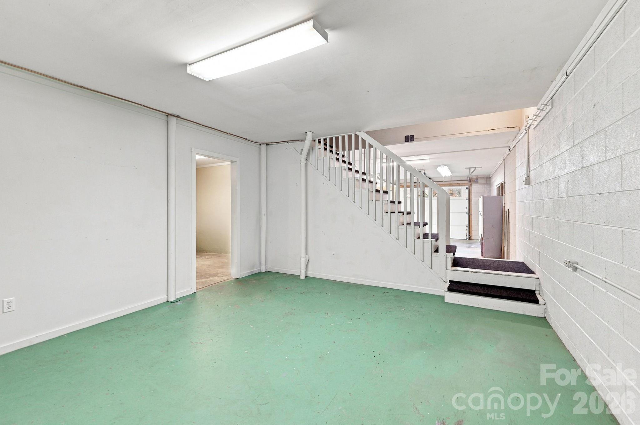Double Garage with ample storage. - 95 Holly Ridge Road, Waynesville