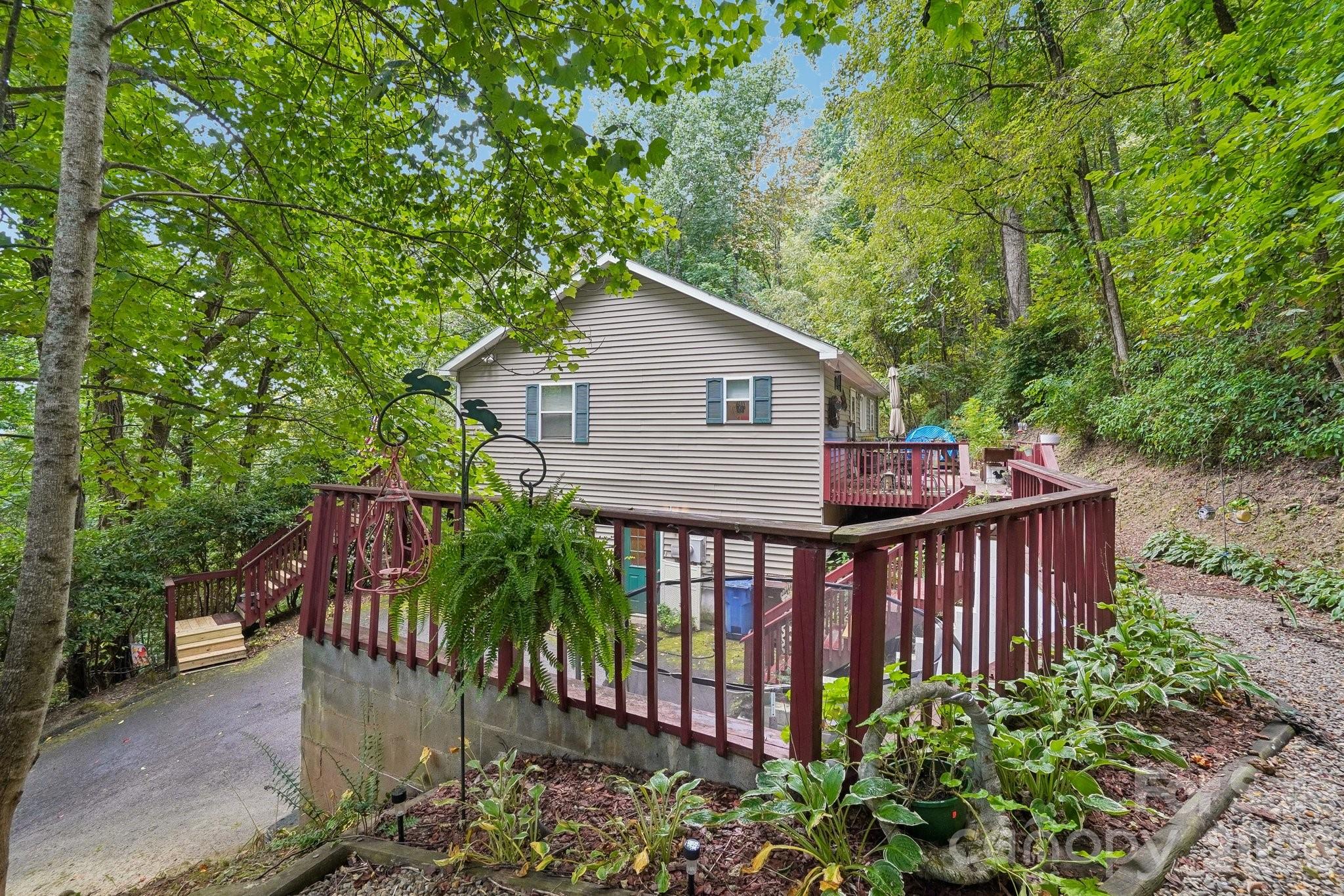 Single Family Residence at 650 Creek Side Drive, Maggie Valley, photo 32 of 32