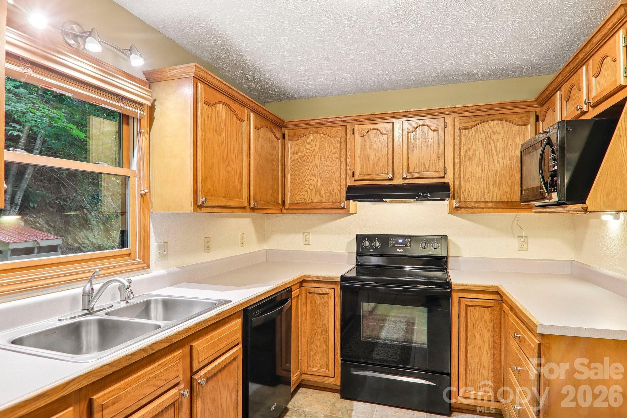 Single Family Residence at 36 Nicholas Lane, Maggie Valley, photo 17 of 48