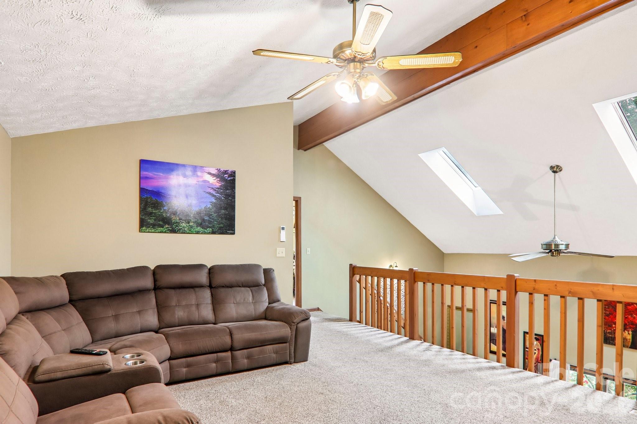 loft/office - 36 Nicholas Lane, Maggie Valley