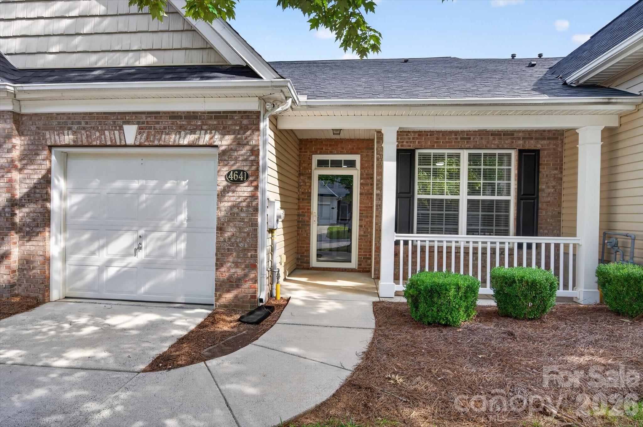 Townhouse at 4641 Willow Glen Road, Harrisburg, photo 2 of 43