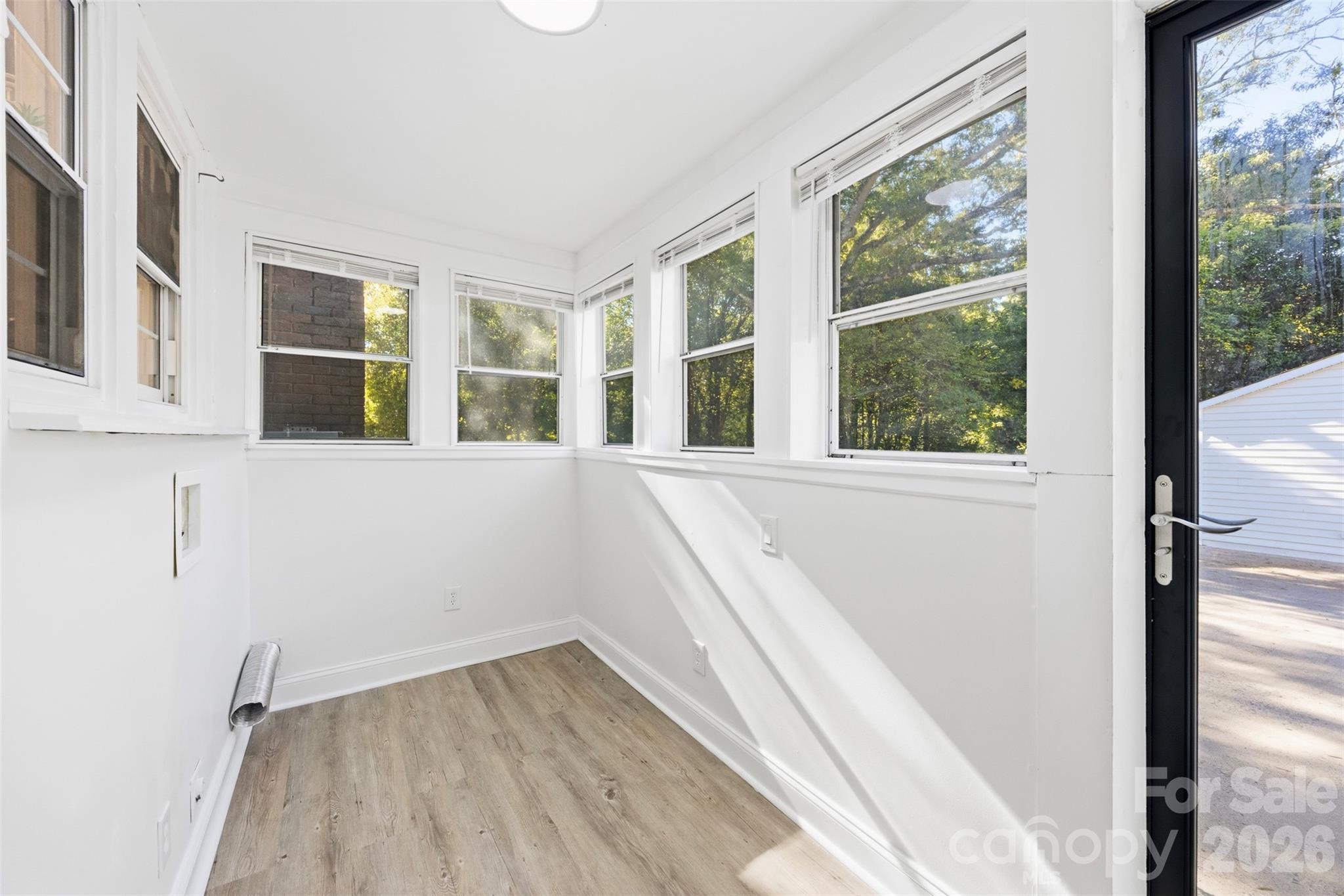 Single Family Residence at 118 Montevista Drive, Kings Mountain, photo 28 of 39