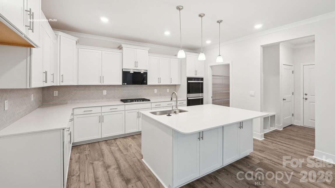 Single Family Residence at 6015 Shady Terrace Lane, York, photo 10 of 37