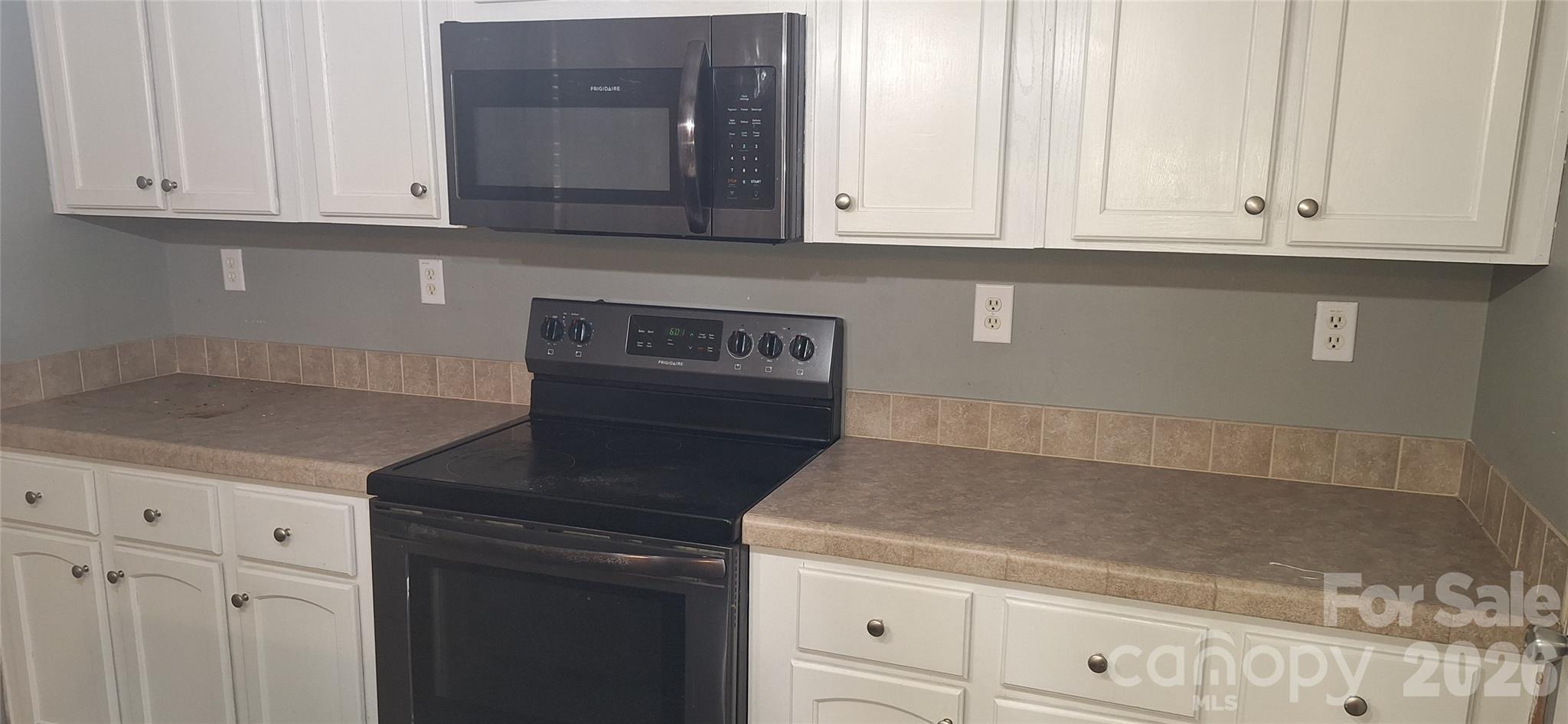 Kitchen - 120 Otto Road, Cherryville