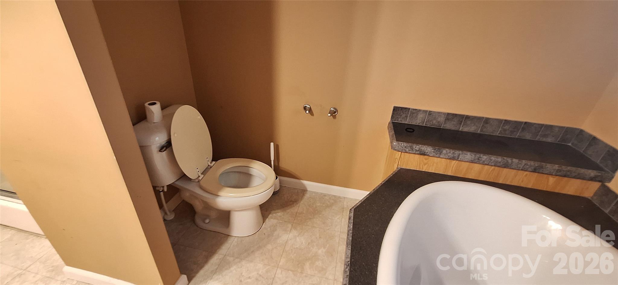 Master privacy corner - 120 Otto Road, Cherryville