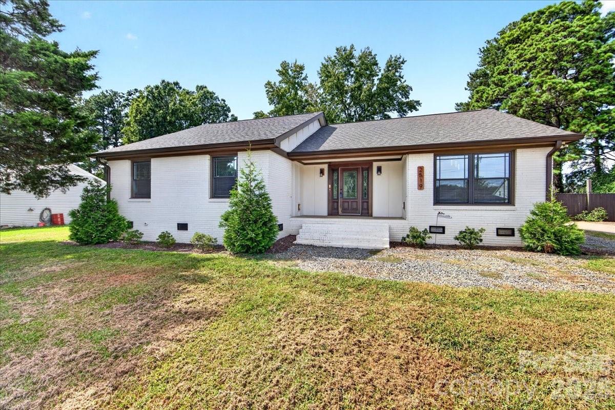 2519 Matthews Mint Hill Road