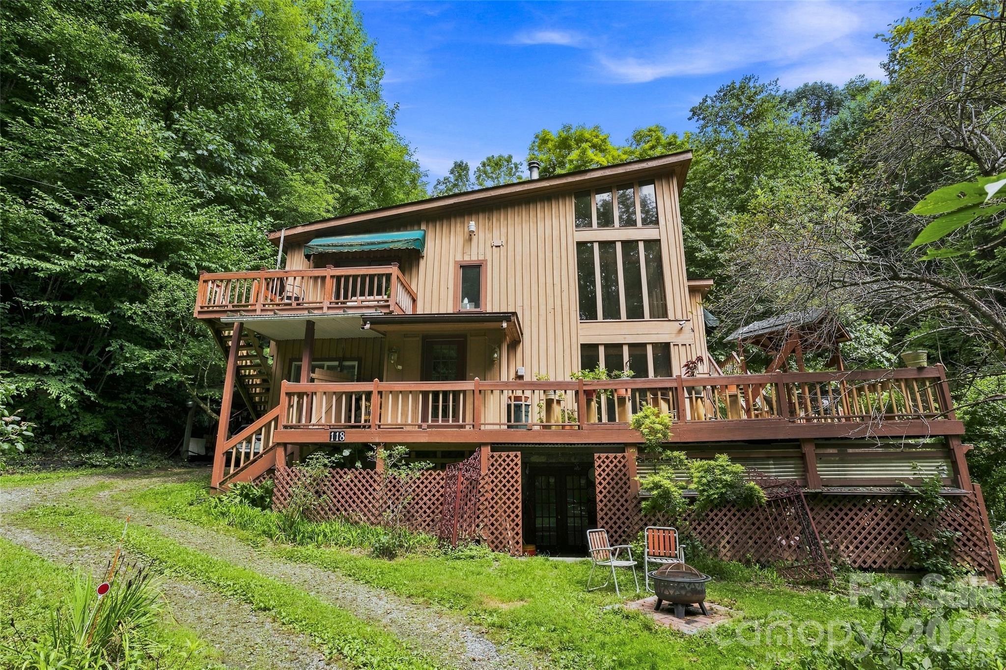 Single Family Residence at 118 Marys Way, Marshall, photo 3 of 48