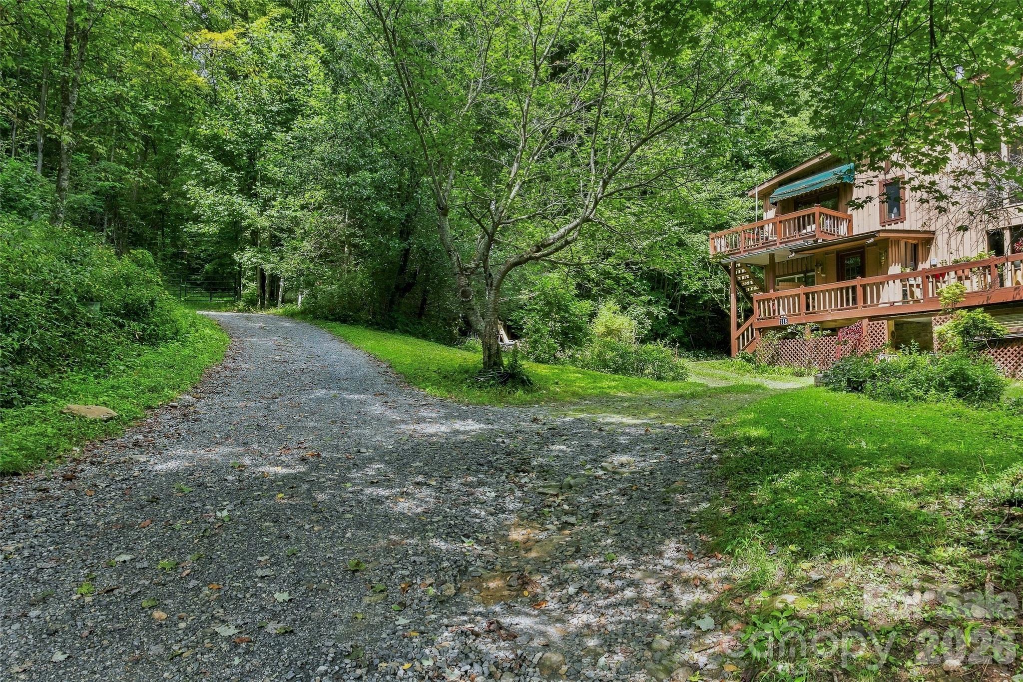 Single Family Residence at 118 Marys Way, Marshall, photo 9 of 48