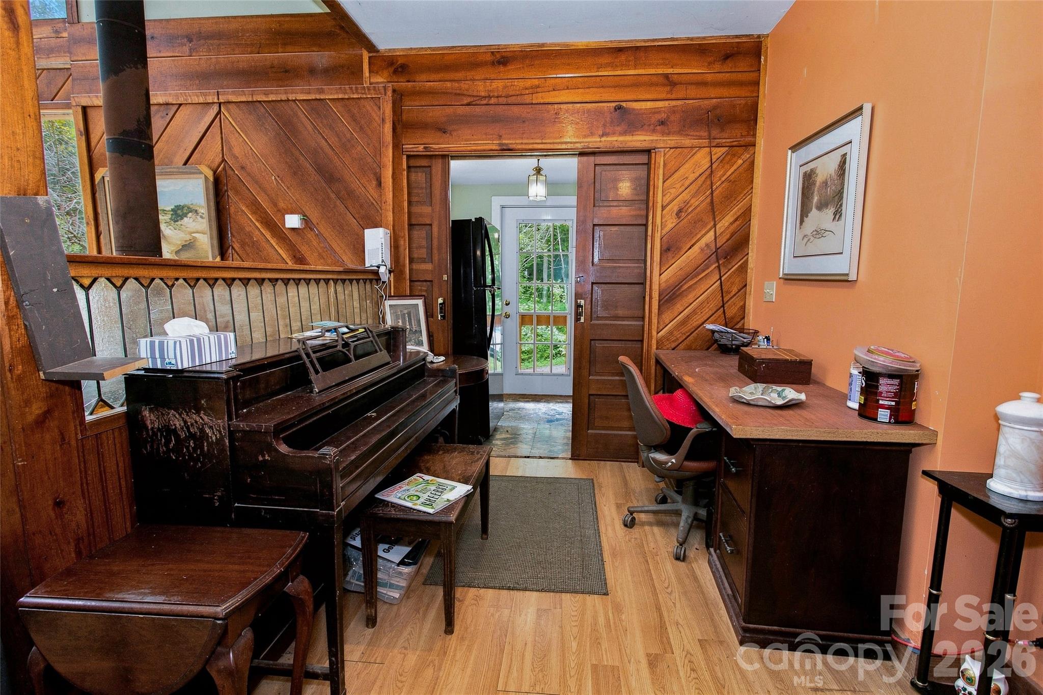 Single Family Residence at 118 Marys Way, Marshall, photo 13 of 48